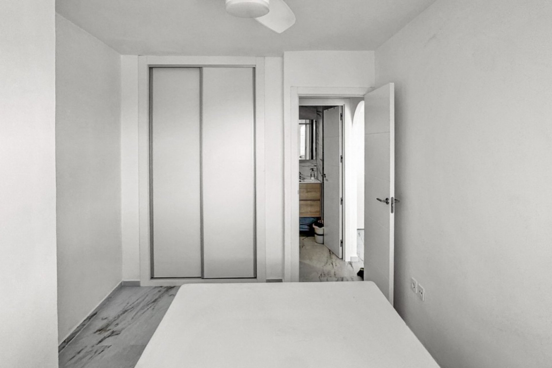 Resale - Apartment / flat - Orihuela Costa - Punta Prima