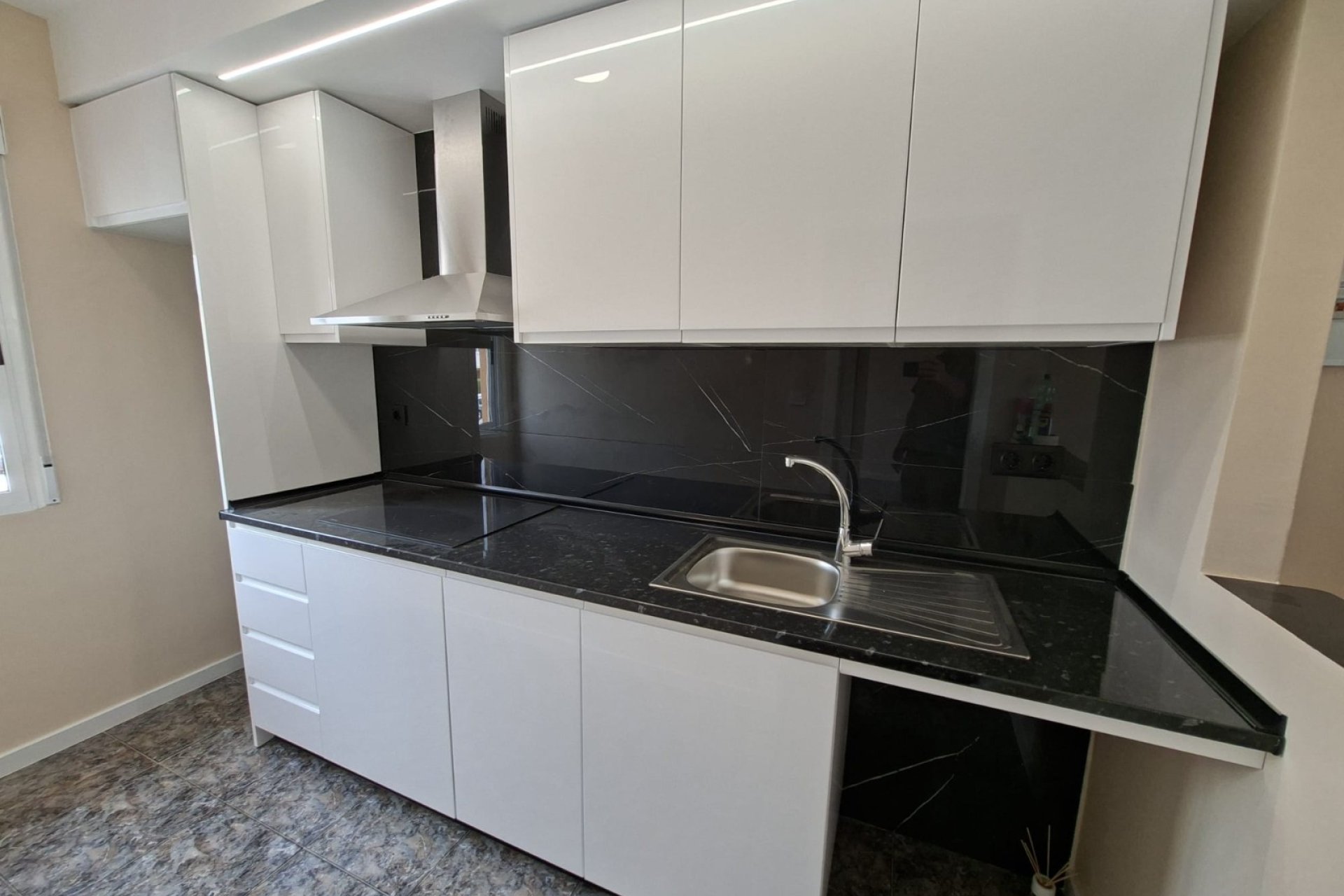 Resale - Apartment / flat - Orihuela Costa - Punta Prima