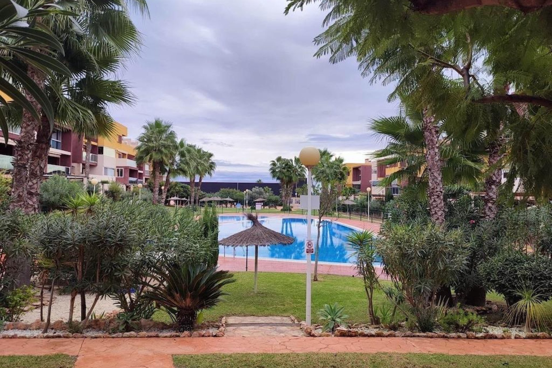 Resale - Apartment / flat - Orihuela Costa - Punta Prima