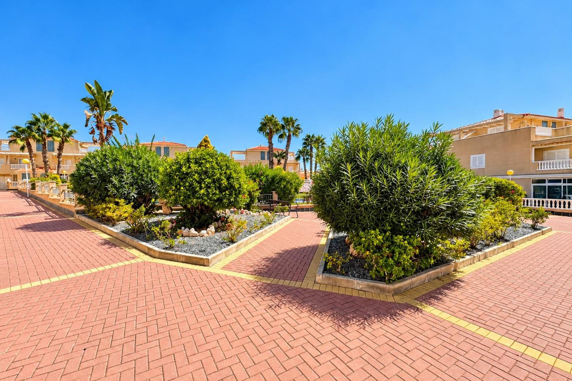 Resale - Apartment / flat - Orihuela Costa - Punta Prima