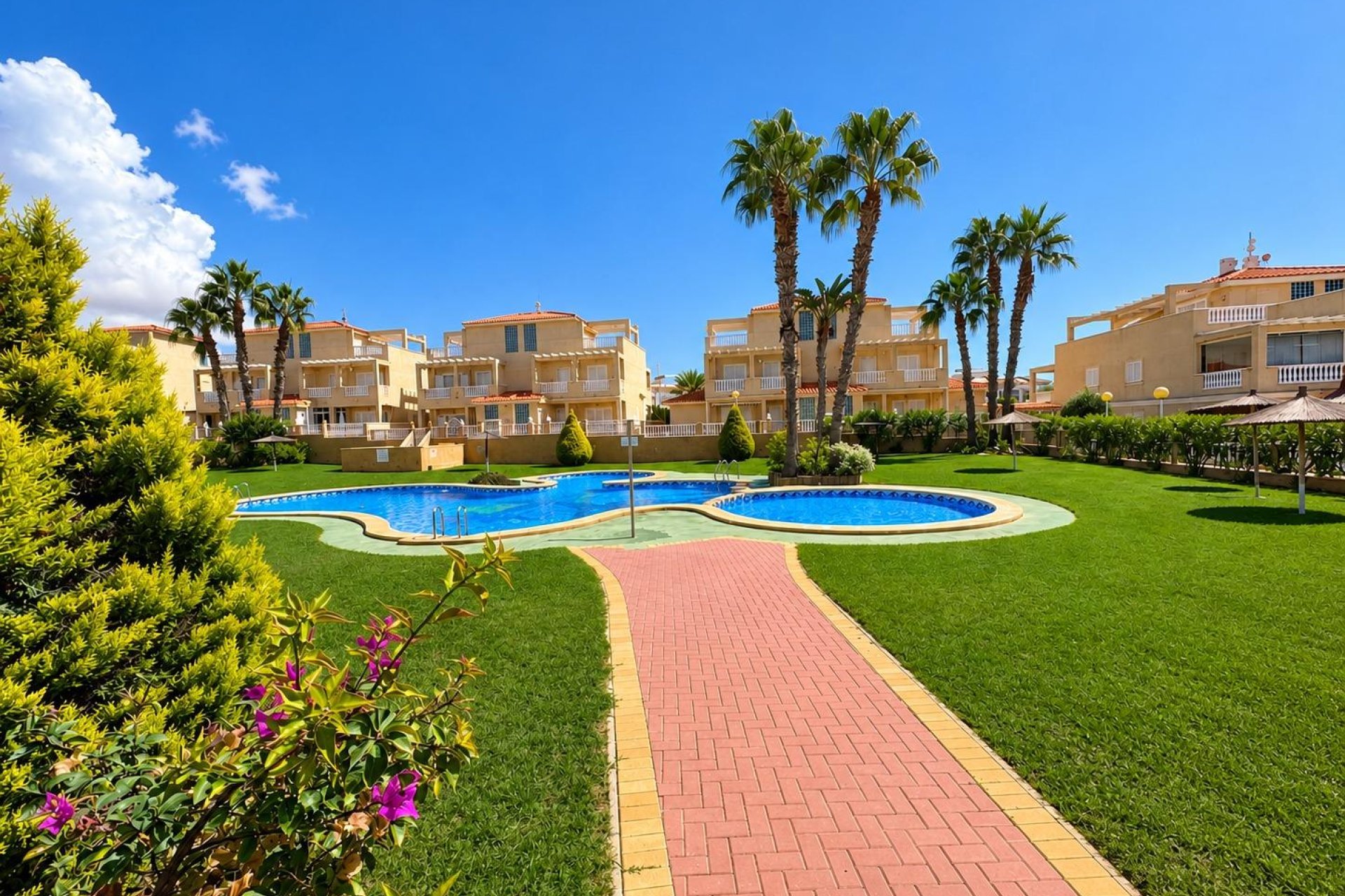 Resale - Apartment / flat - Orihuela Costa - Punta Prima