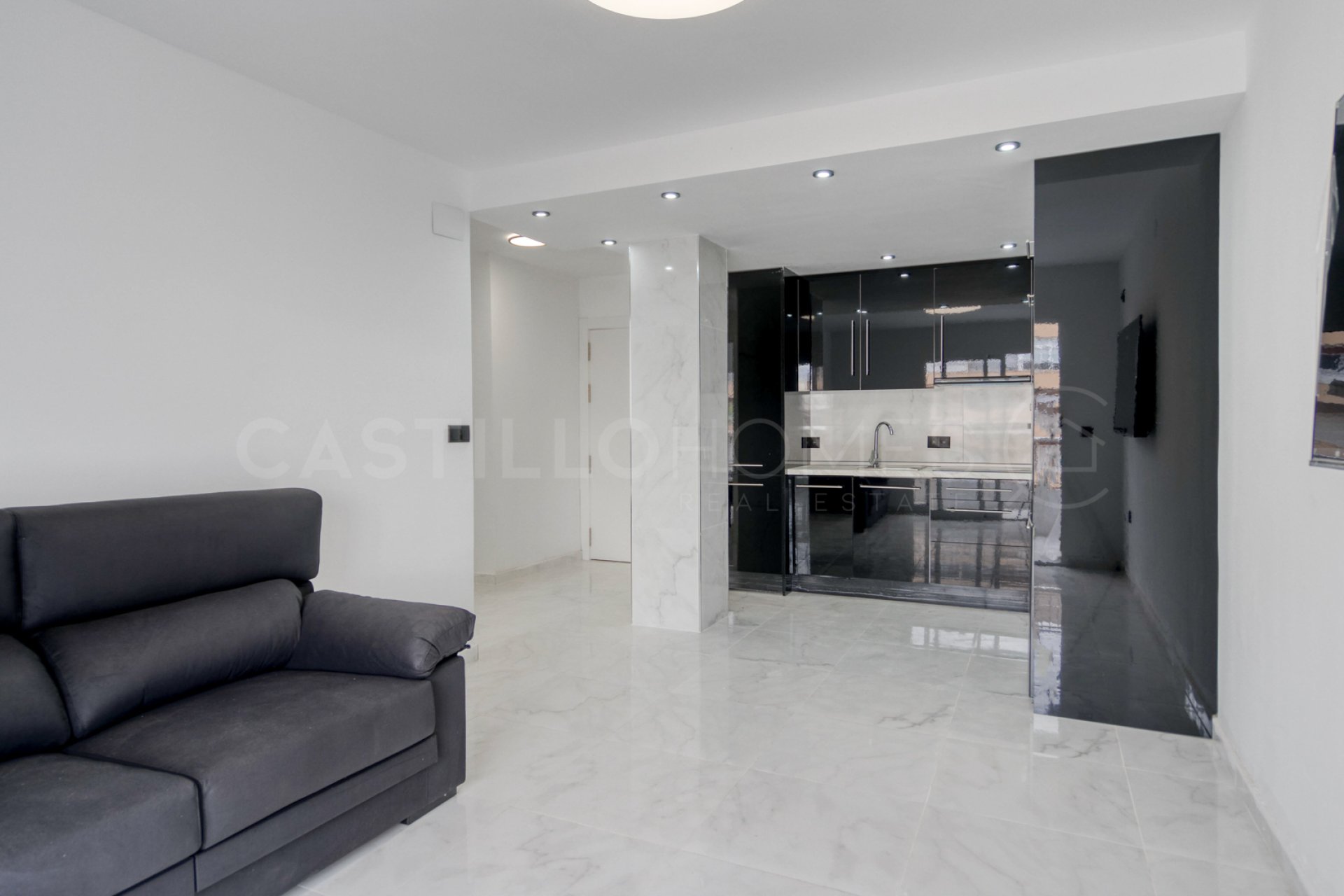 Resale - Apartment / flat - Orihuela Costa - Punta Prima