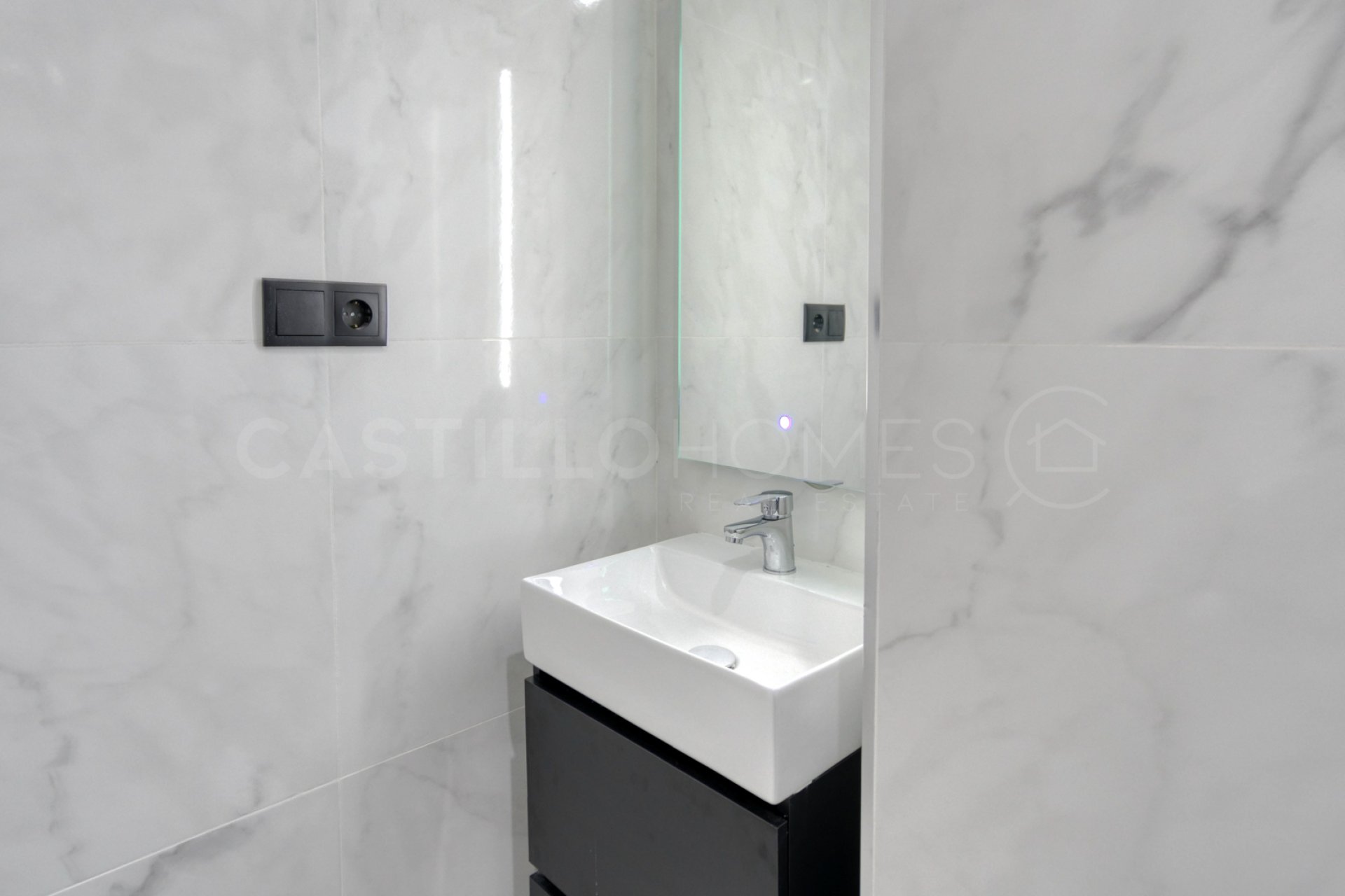 Resale - Apartment / flat - Orihuela Costa - Punta Prima