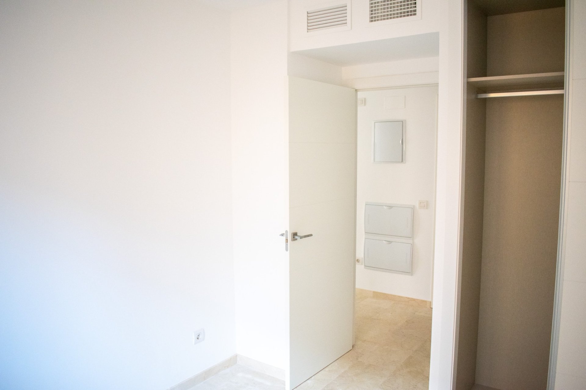 Resale - Apartment / flat - Orihuela Costa - Punta Prima