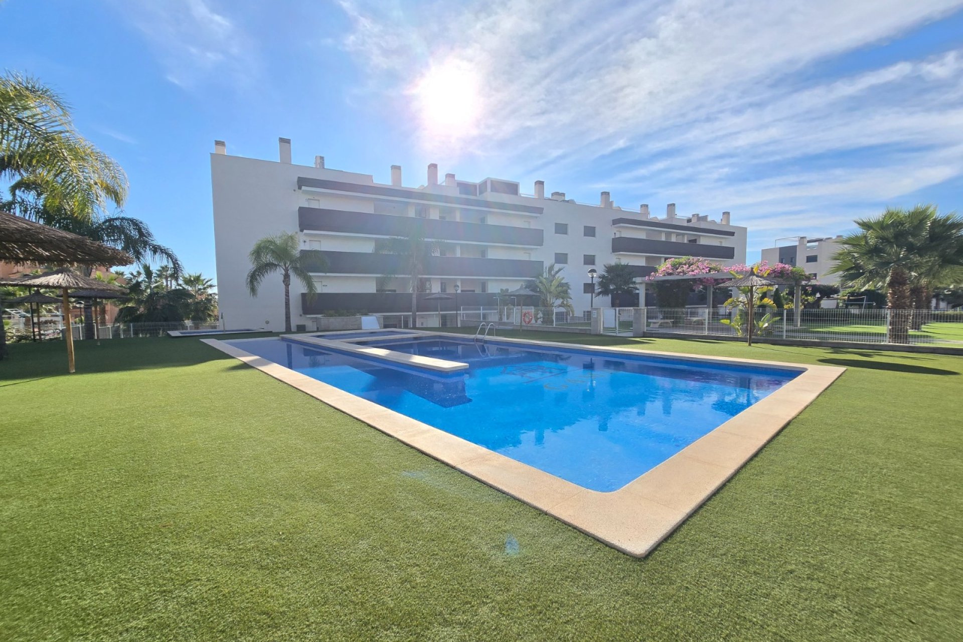 Resale - Apartment / flat - Orihuela Costa - Villamartín *