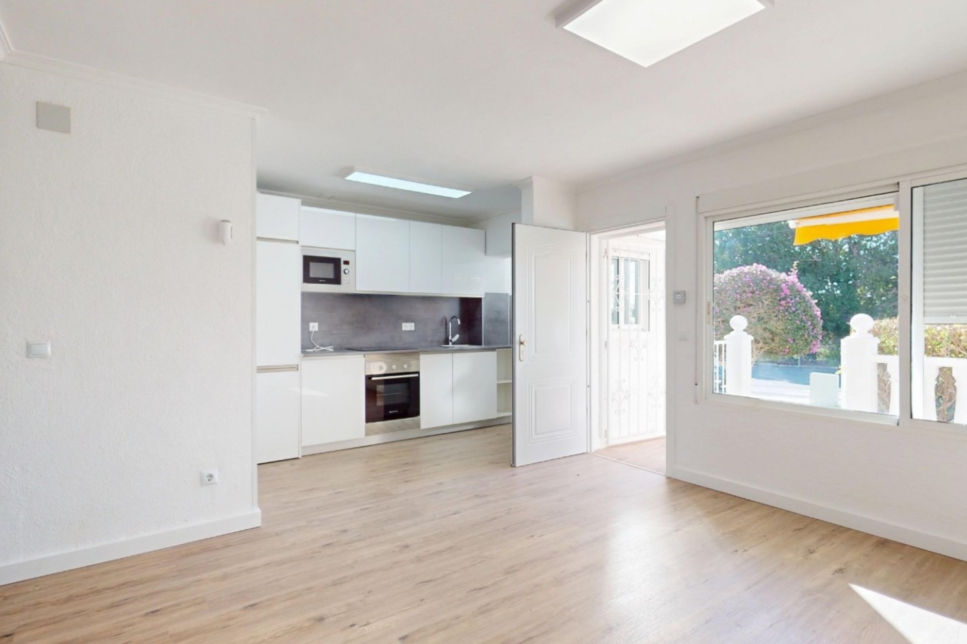 Resale - Apartment / flat - Orihuela Costa - Villamartín