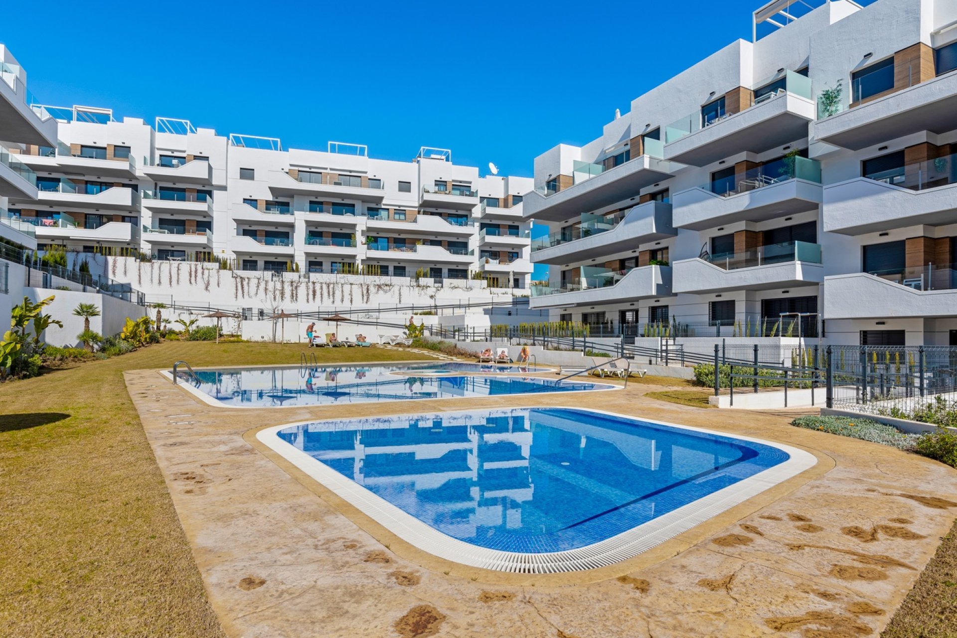 Resale - Apartment / flat - Orihuela Costa - Villamartin