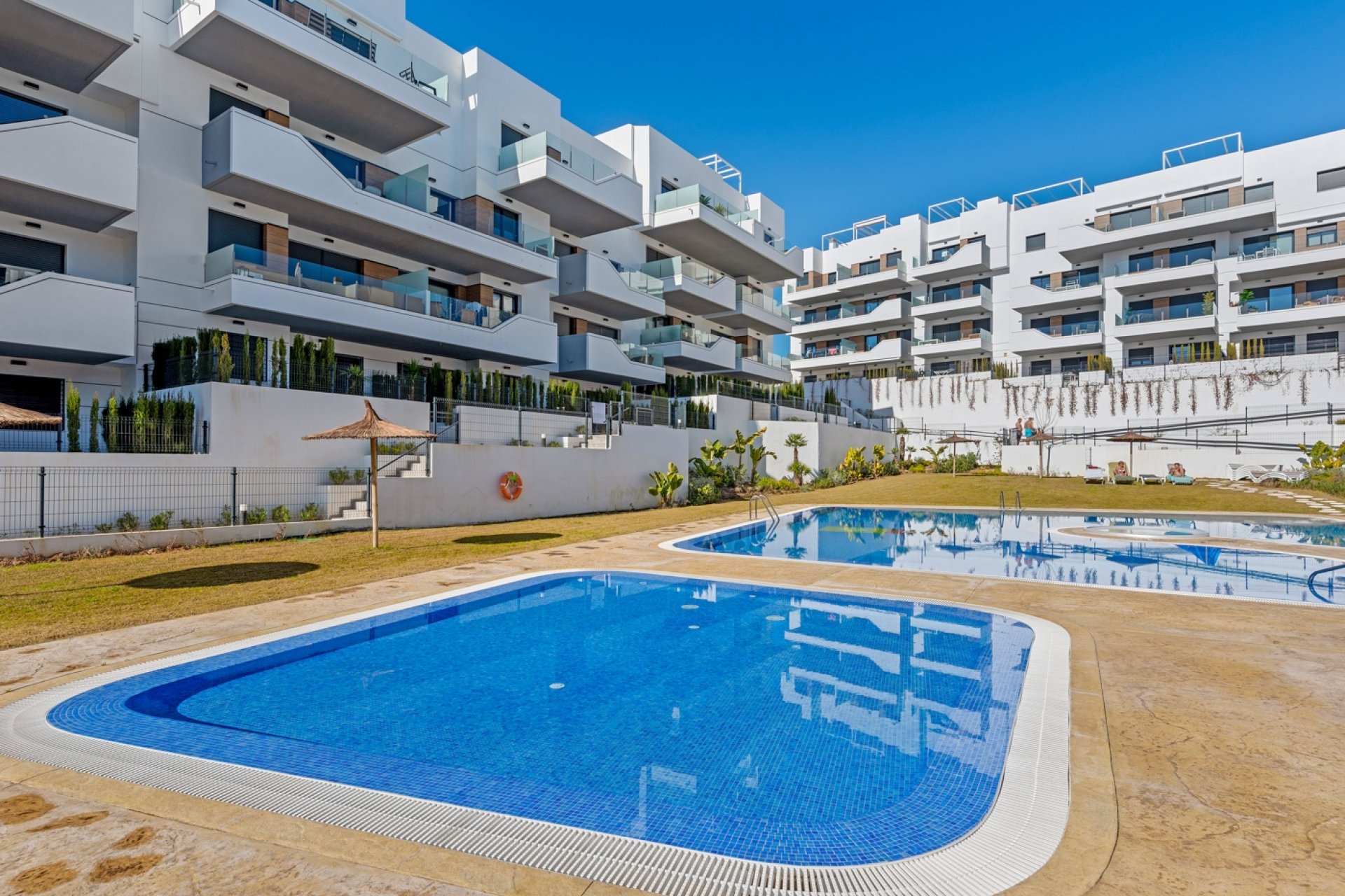 Resale - Apartment / flat - Orihuela Costa - Villamartin