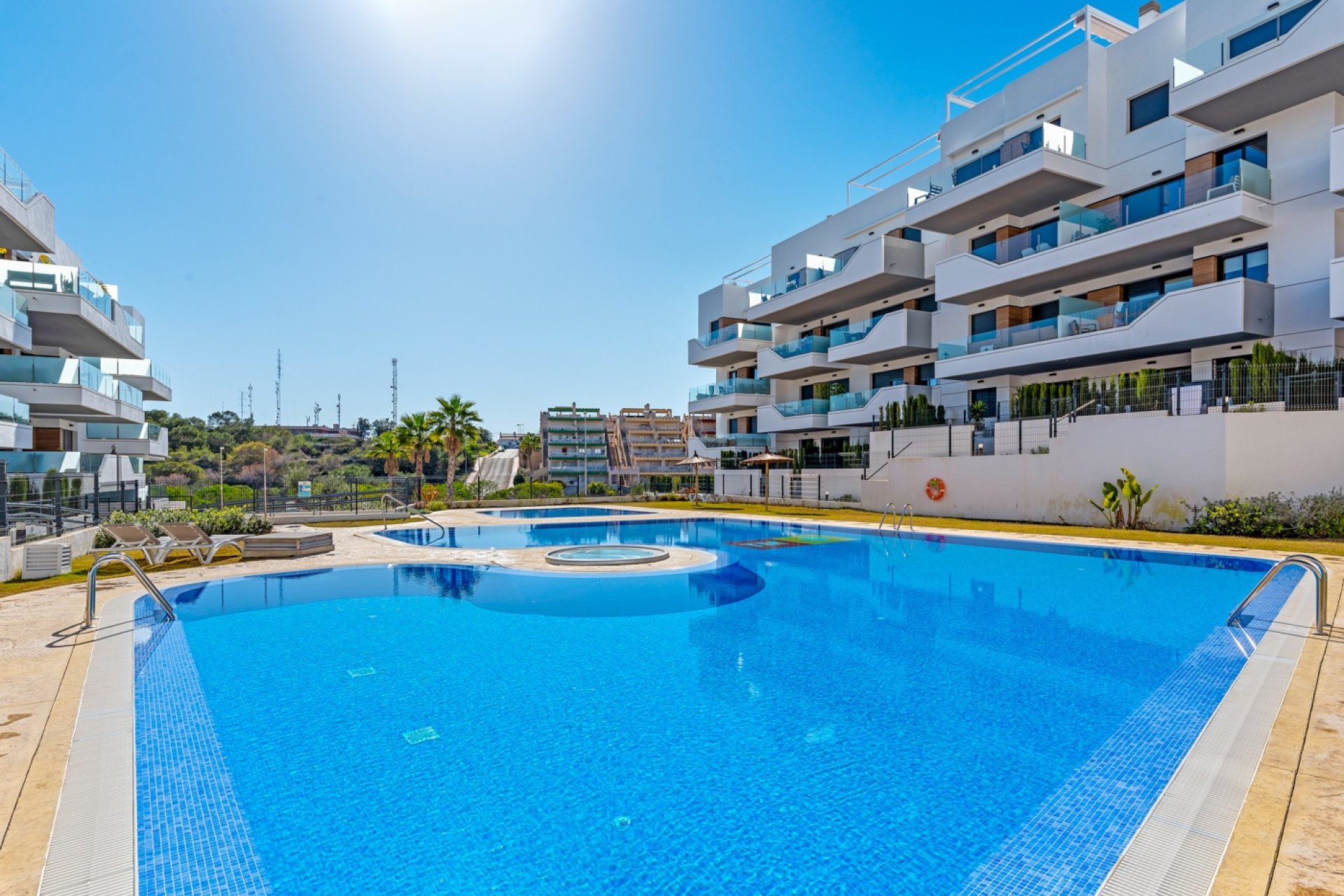 Resale - Apartment / flat - Orihuela Costa - Villamartin