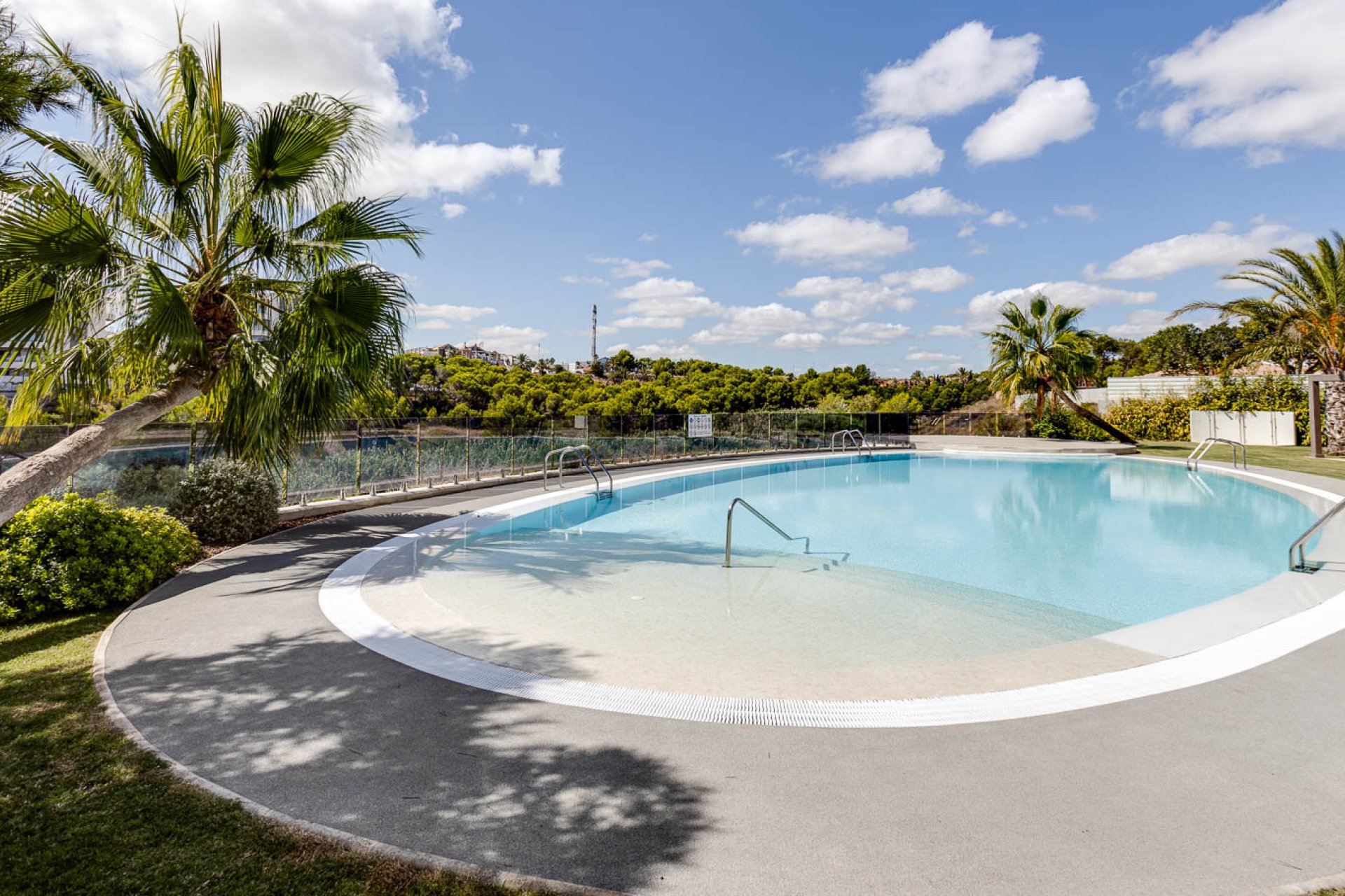 Resale - Apartment / flat - Orihuela Costa - Villamartín