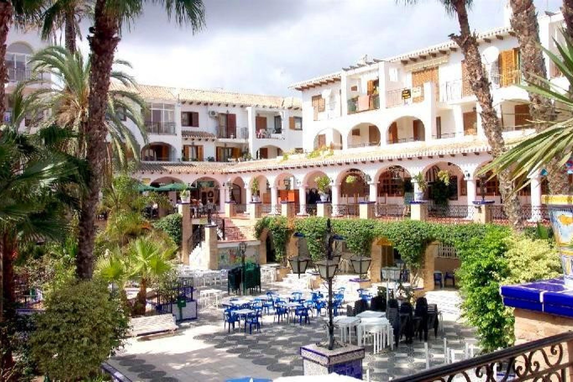 Resale - Apartment / flat - Orihuela Costa - Villamartin