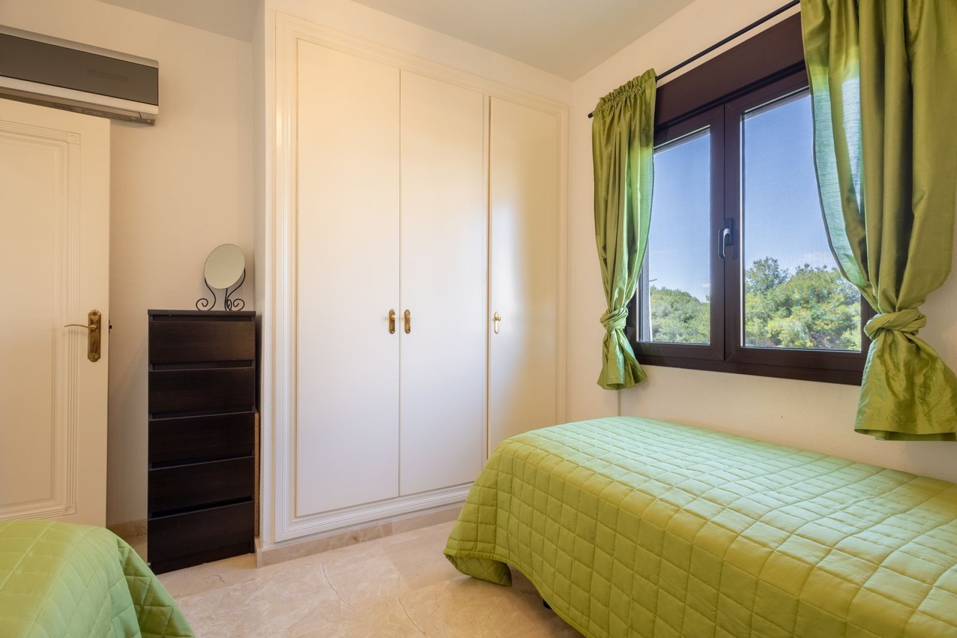 Resale - Apartment / flat - Orihuela Costa - Villamartín