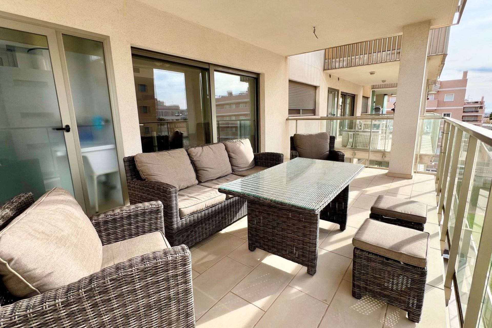 Resale - Apartment / flat - Orihuela Costa - Villamartín