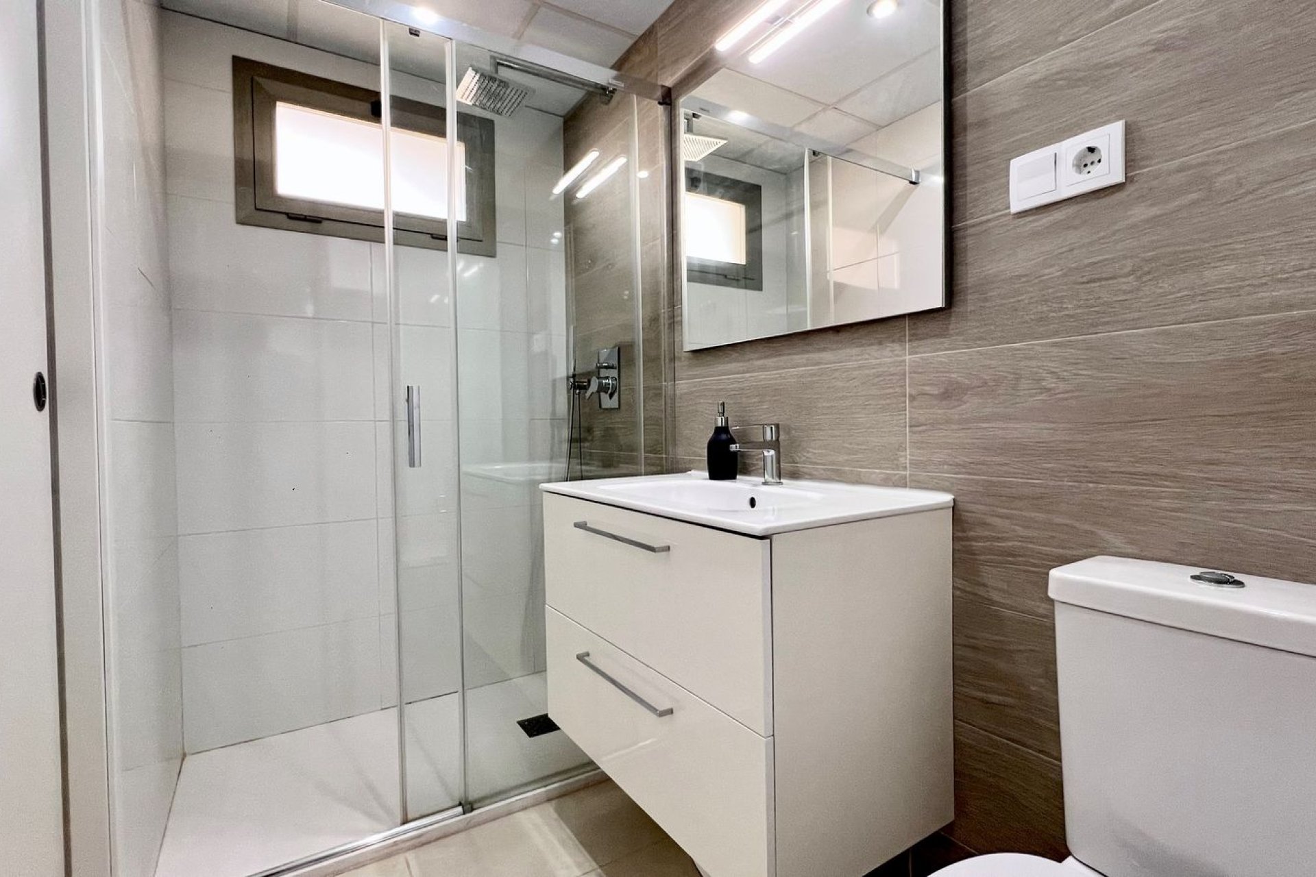 Resale - Apartment / flat - Orihuela Costa - Villamartín