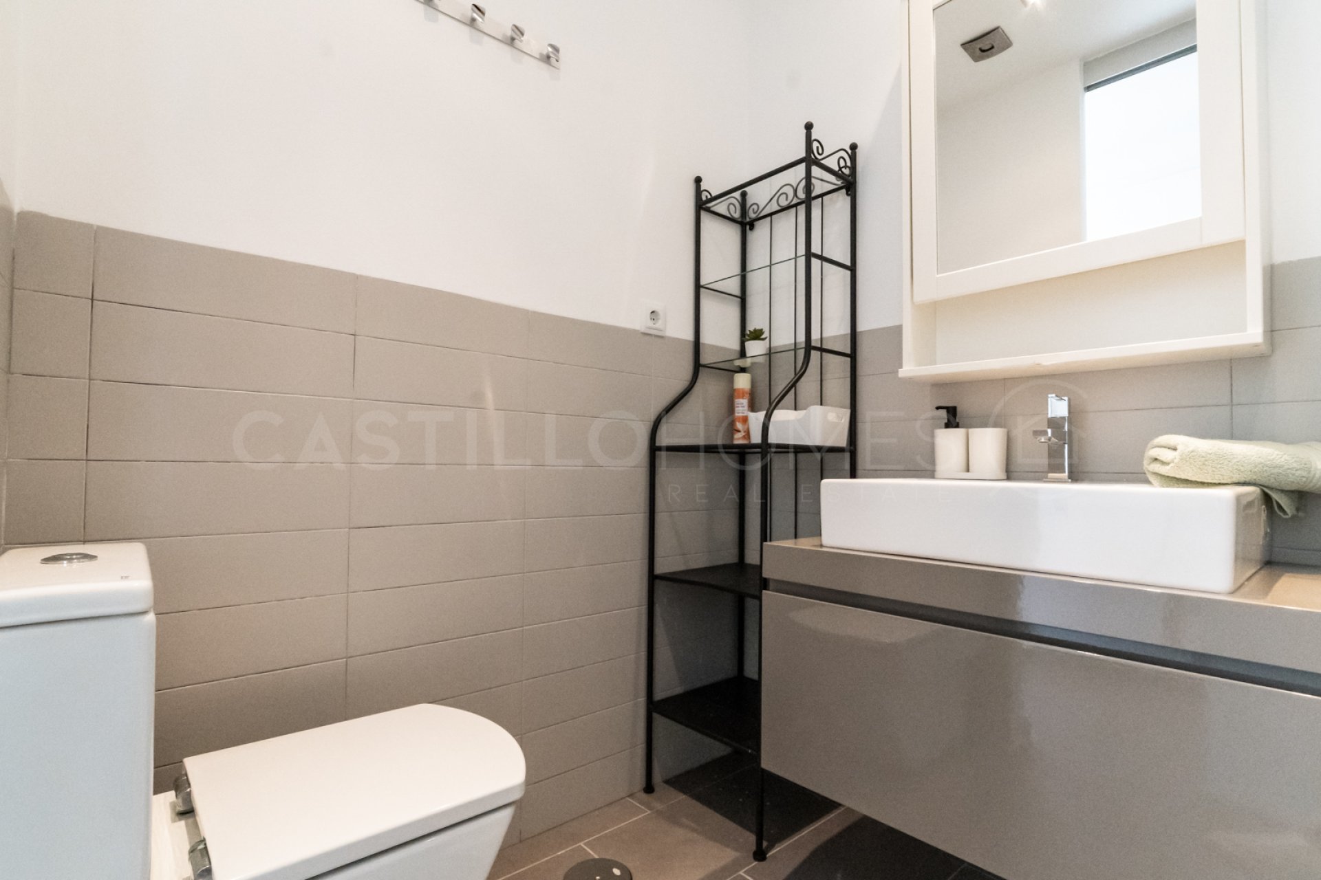 Resale - Apartment / flat - Orihuela Costa - Villamartín