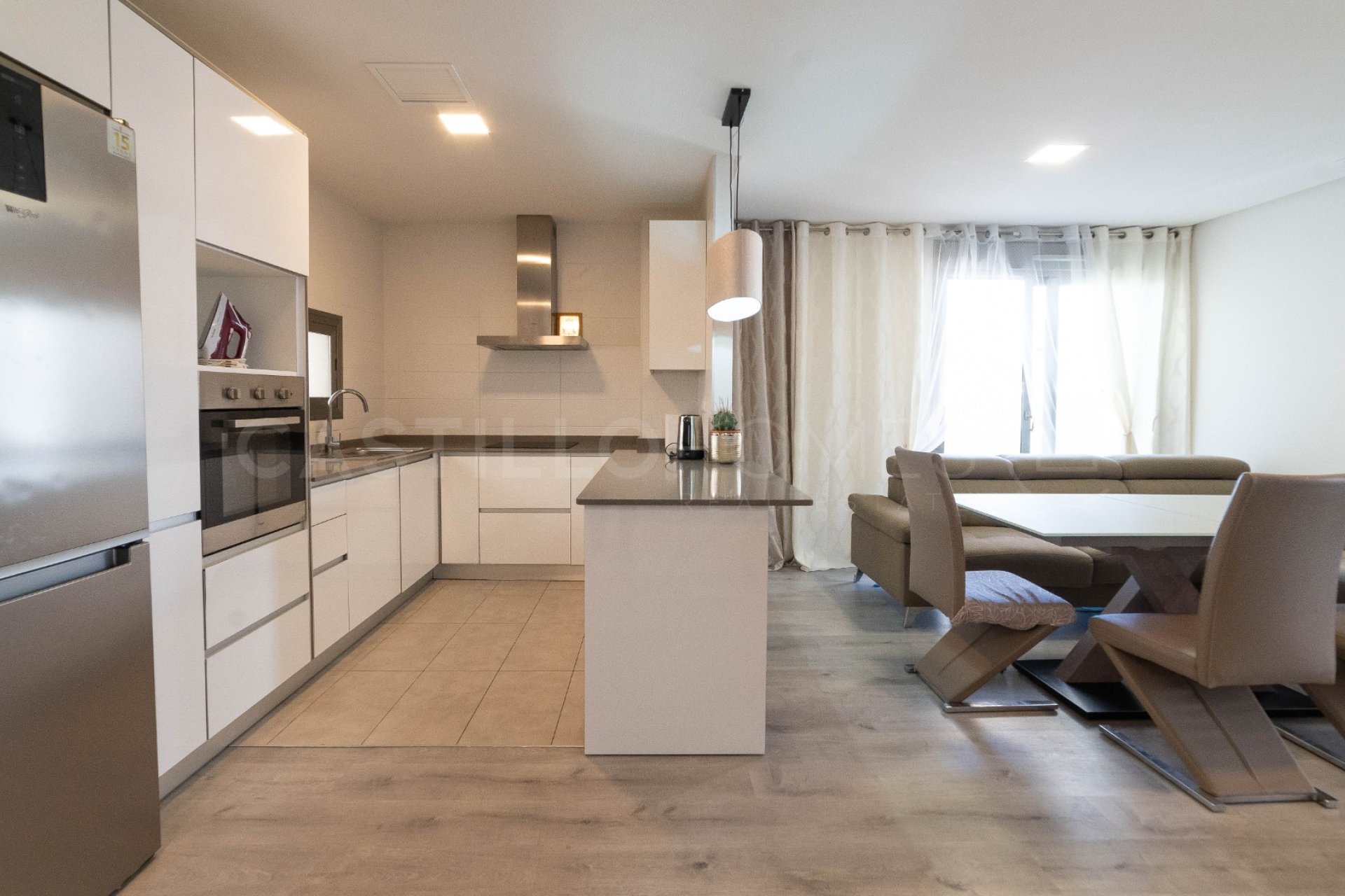 Resale - Apartment / flat - Orihuela Costa - Villamartín
