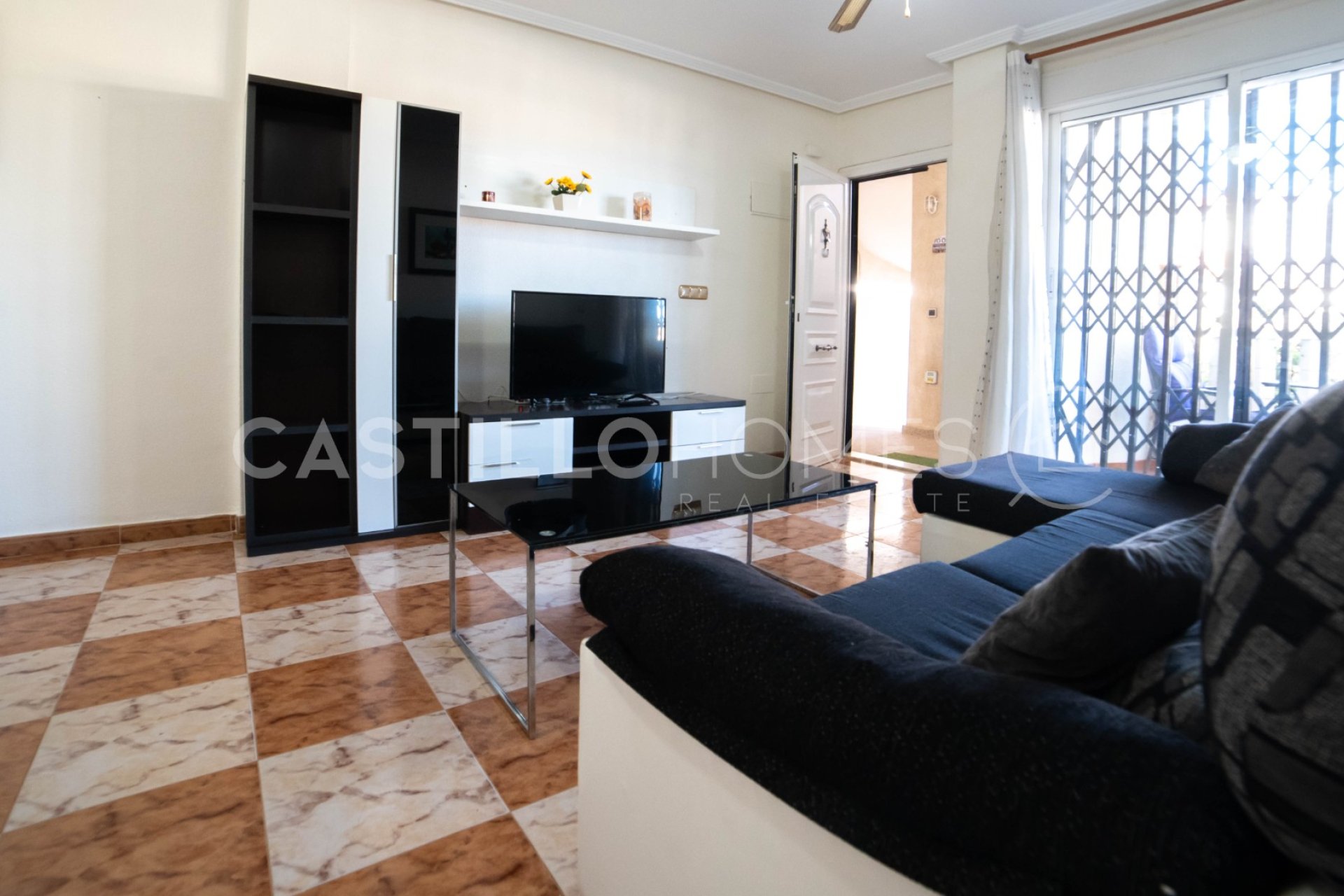 Resale - Apartment / flat - Orihuela Costa - Villamartín