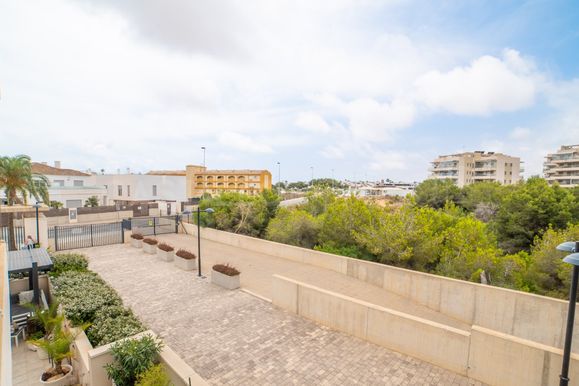 Resale - Apartment / flat - Orihuela Costa - Villamartín