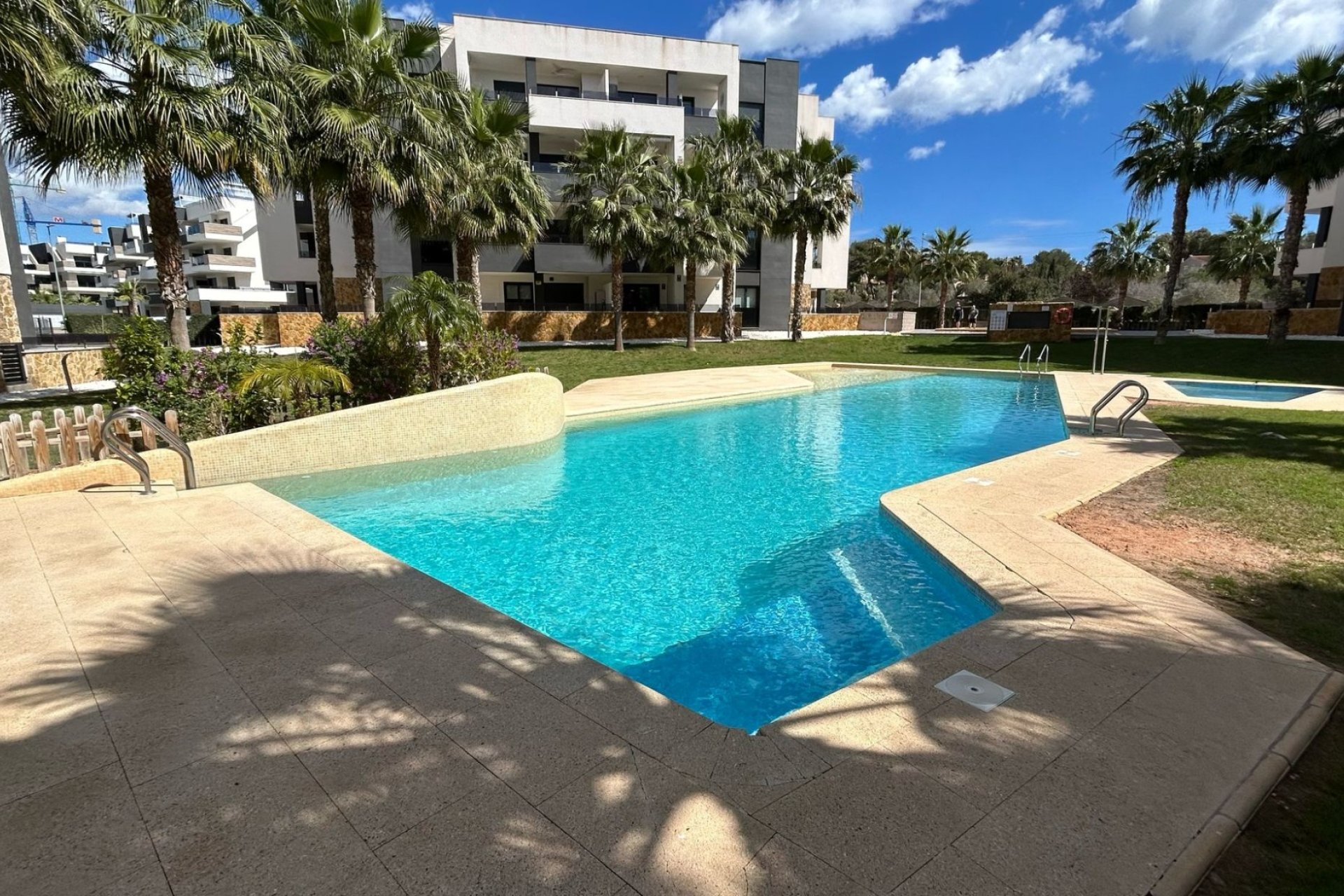 Resale - Apartment / flat - Orihuela Costa