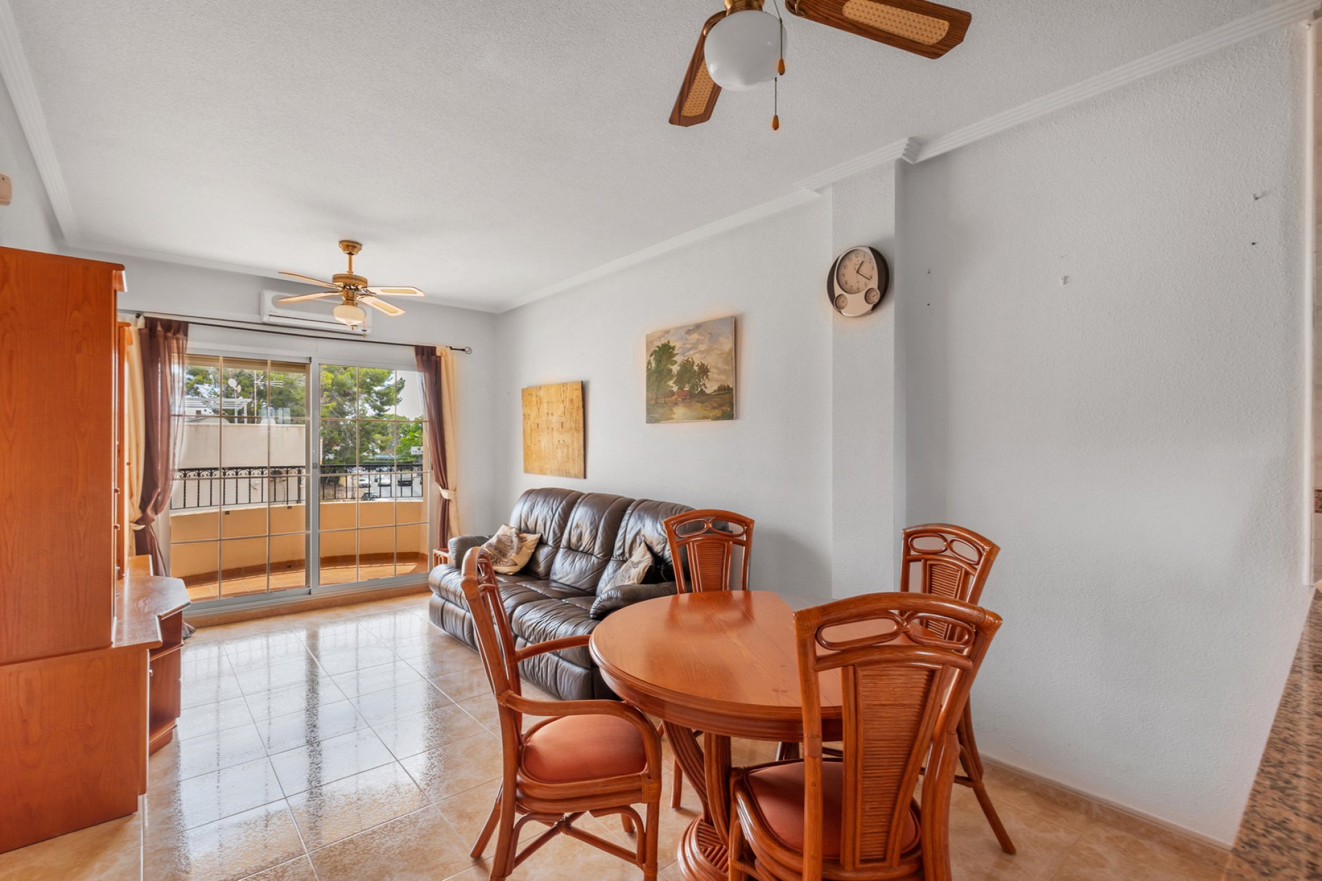 Resale - Apartment / flat - Orihuela - Villamartin
