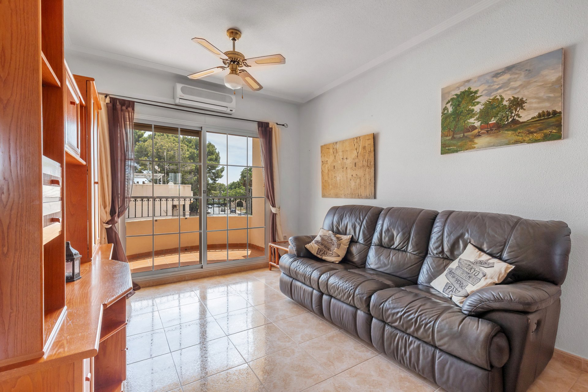 Resale - Apartment / flat - Orihuela - Villamartin