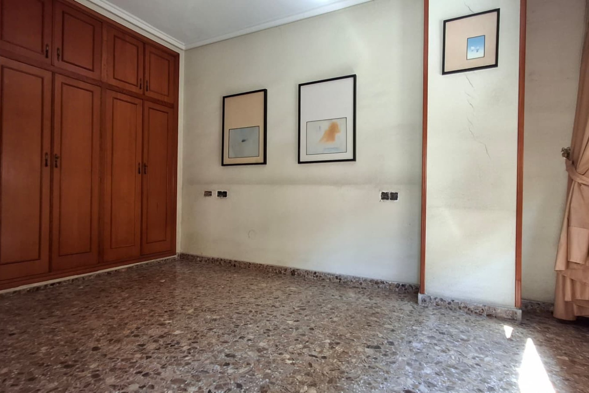 Resale - Apartment / flat - Orihuela - Zona Centro