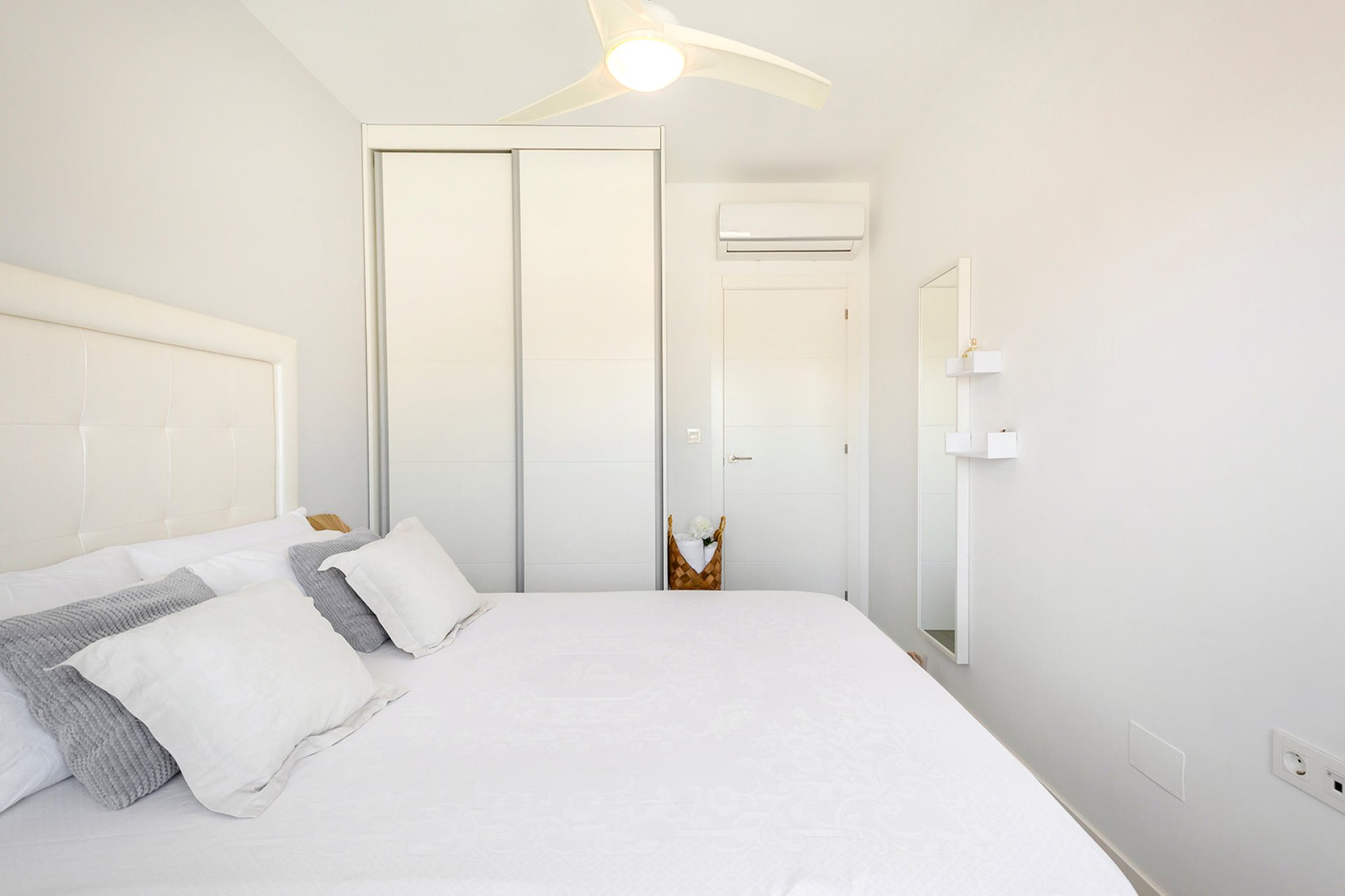 Resale - Apartment / flat - Pilar de la Horadada - Torre De La Horadada