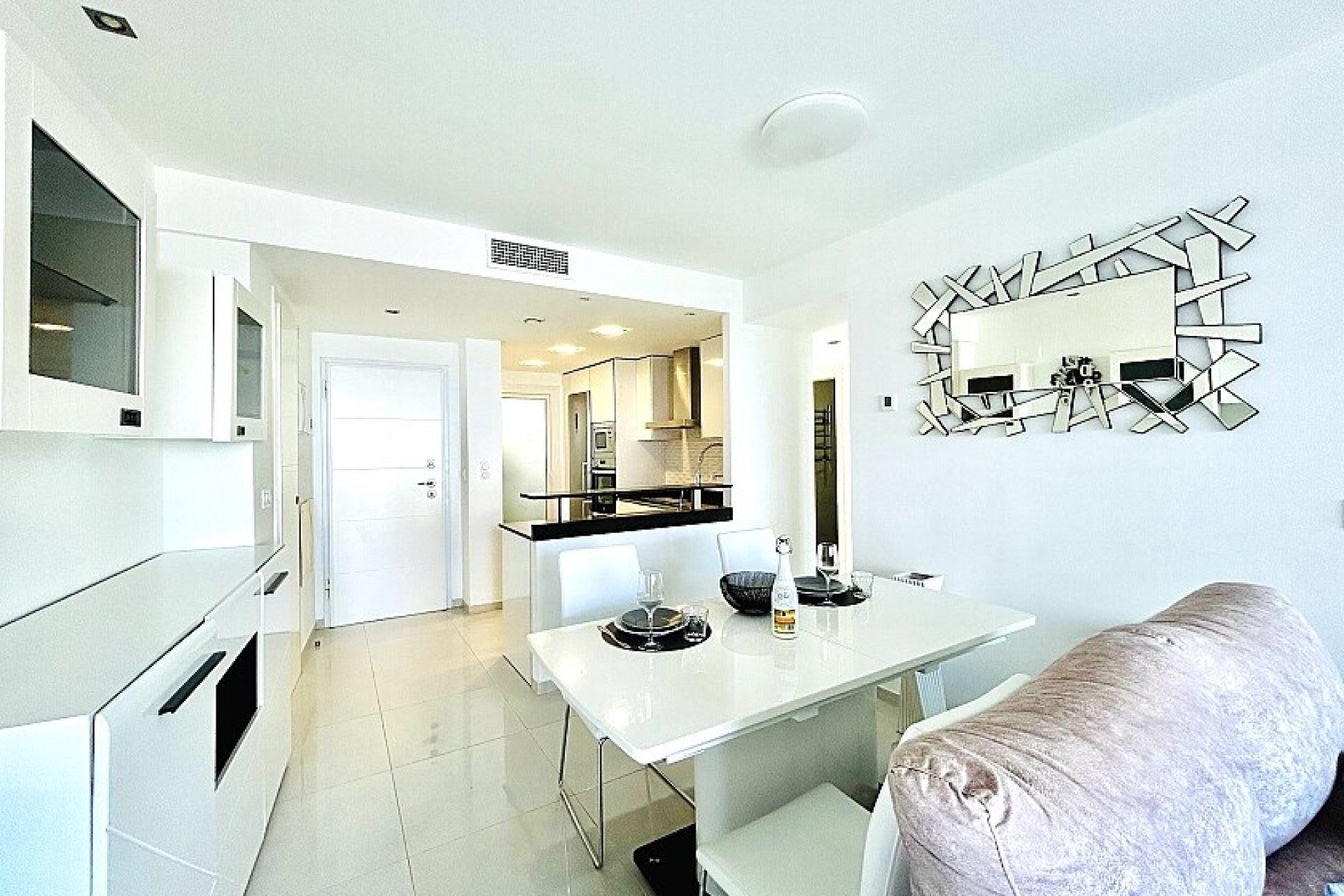 Resale - Apartment / flat - Punta Prima