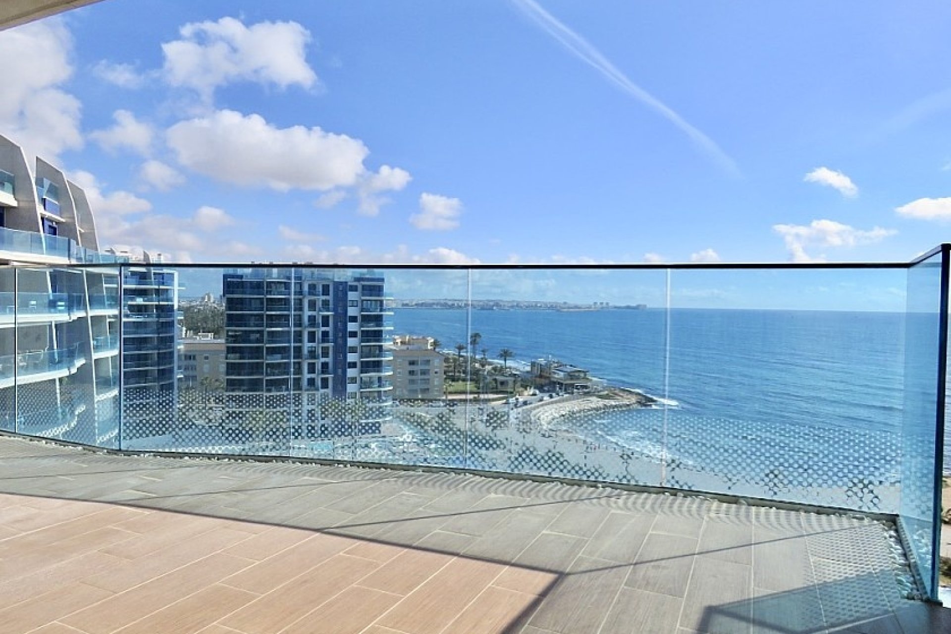 Resale - Apartment / flat - Punta Prima