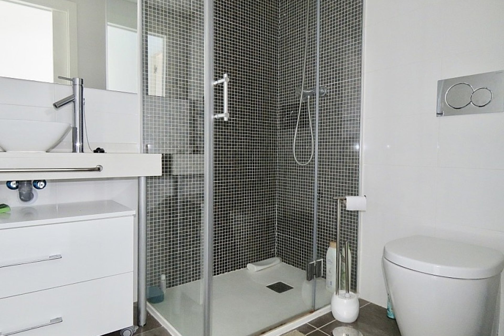 Resale - Apartment / flat - Punta Prima