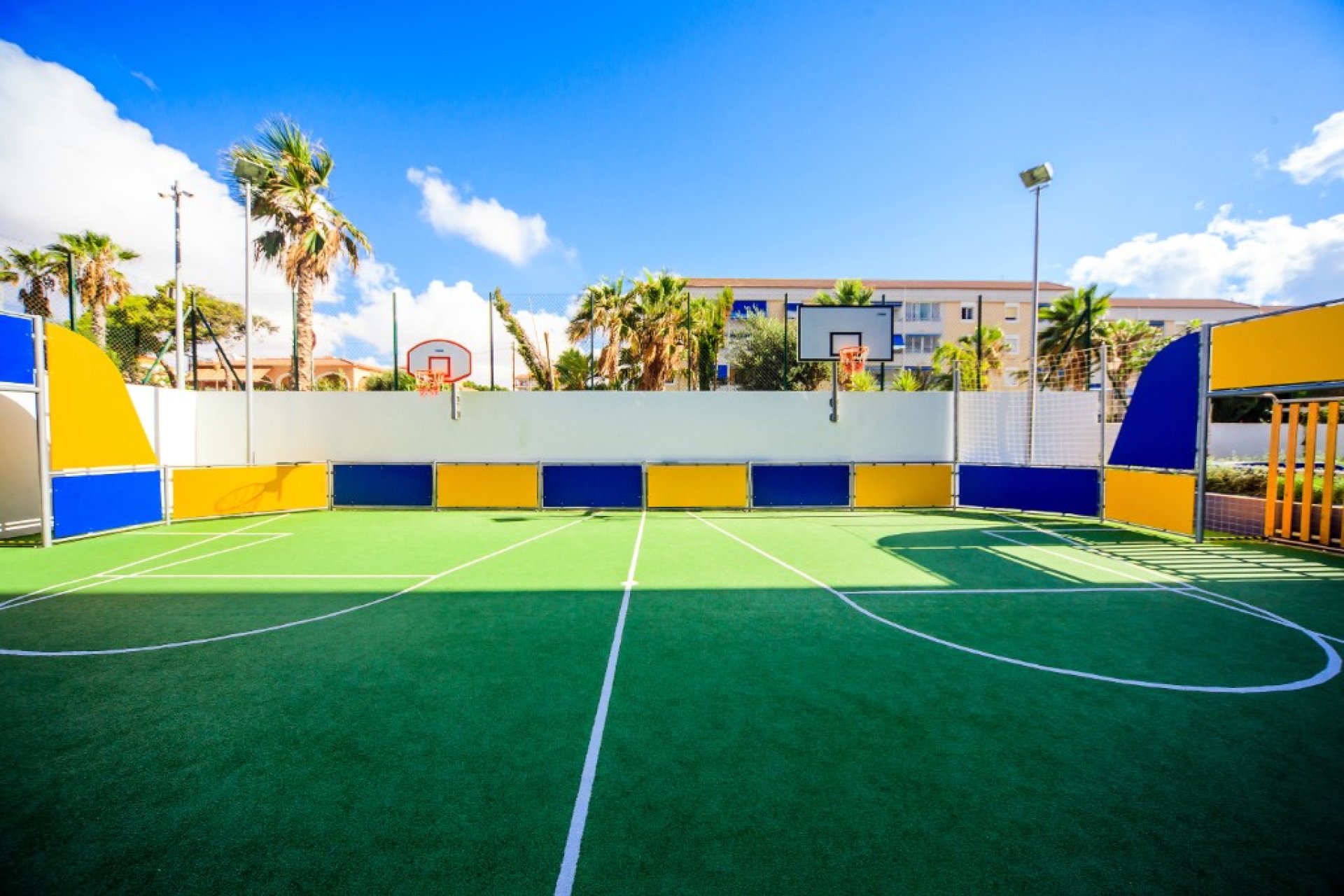 Resale - Apartment / flat - Punta Prima