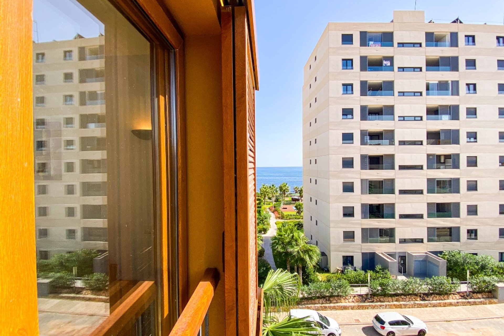 Resale - Apartment / flat - Punta Prima