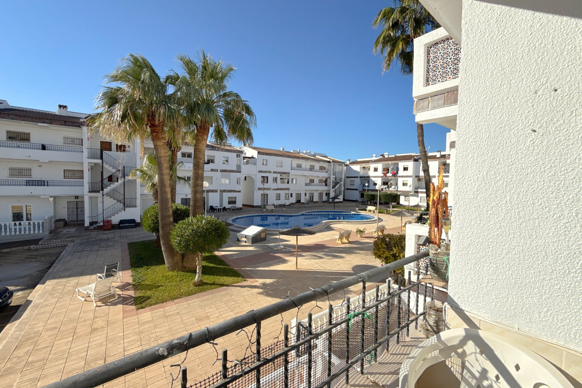Resale - Apartment / flat - Punta Prima