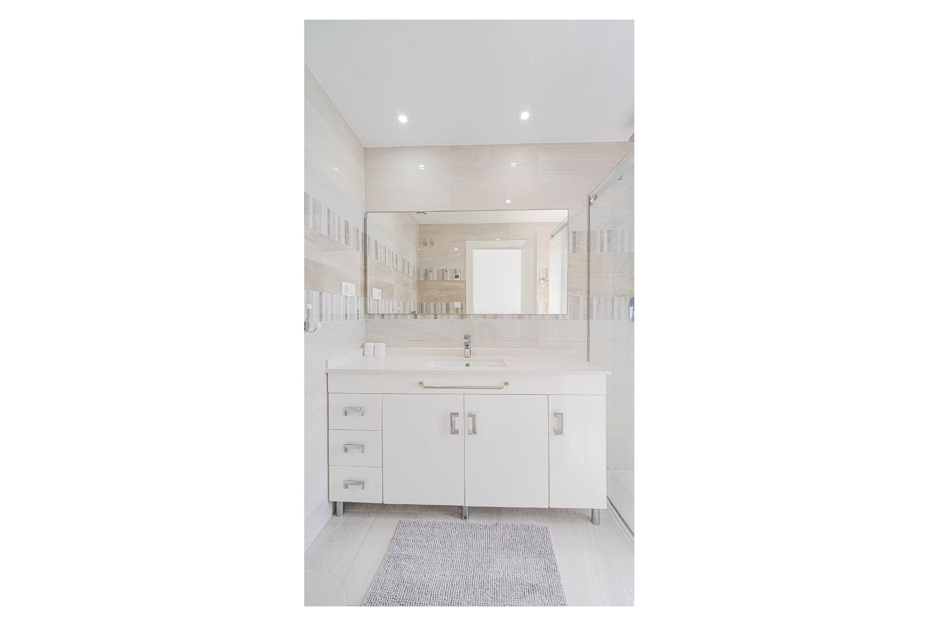 Resale - Apartment / flat - Punta Prima