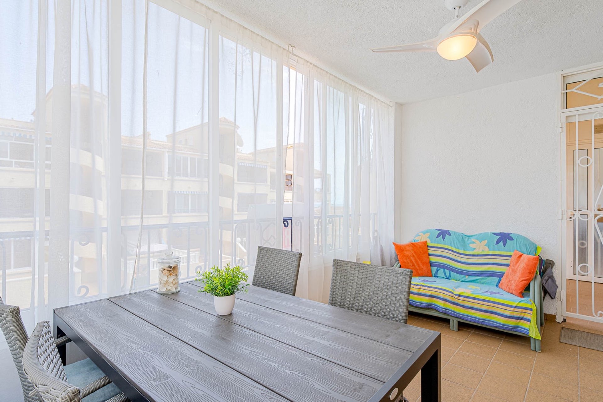 Resale - Apartment / flat - Punta Prima