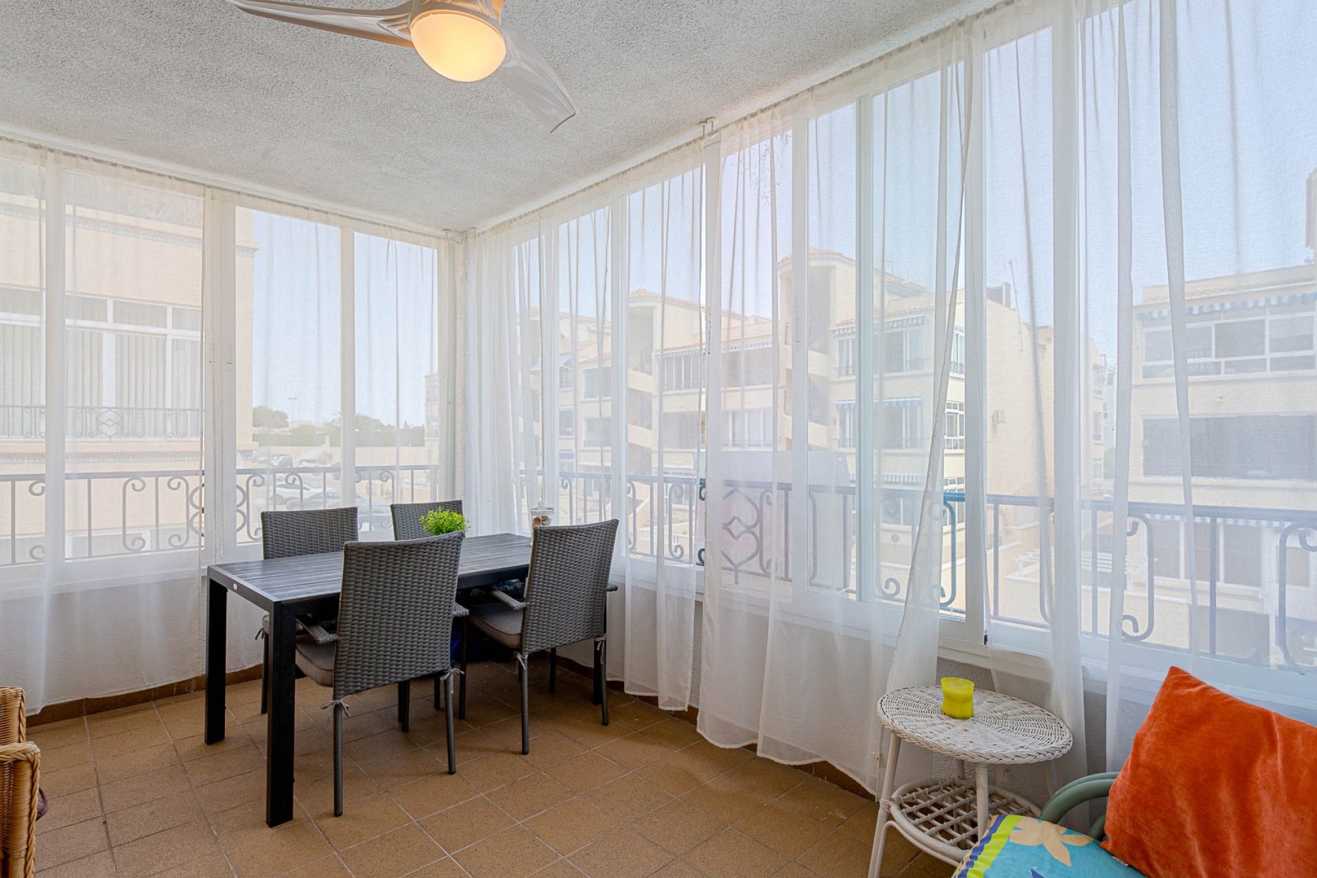 Resale - Apartment / flat - Punta Prima