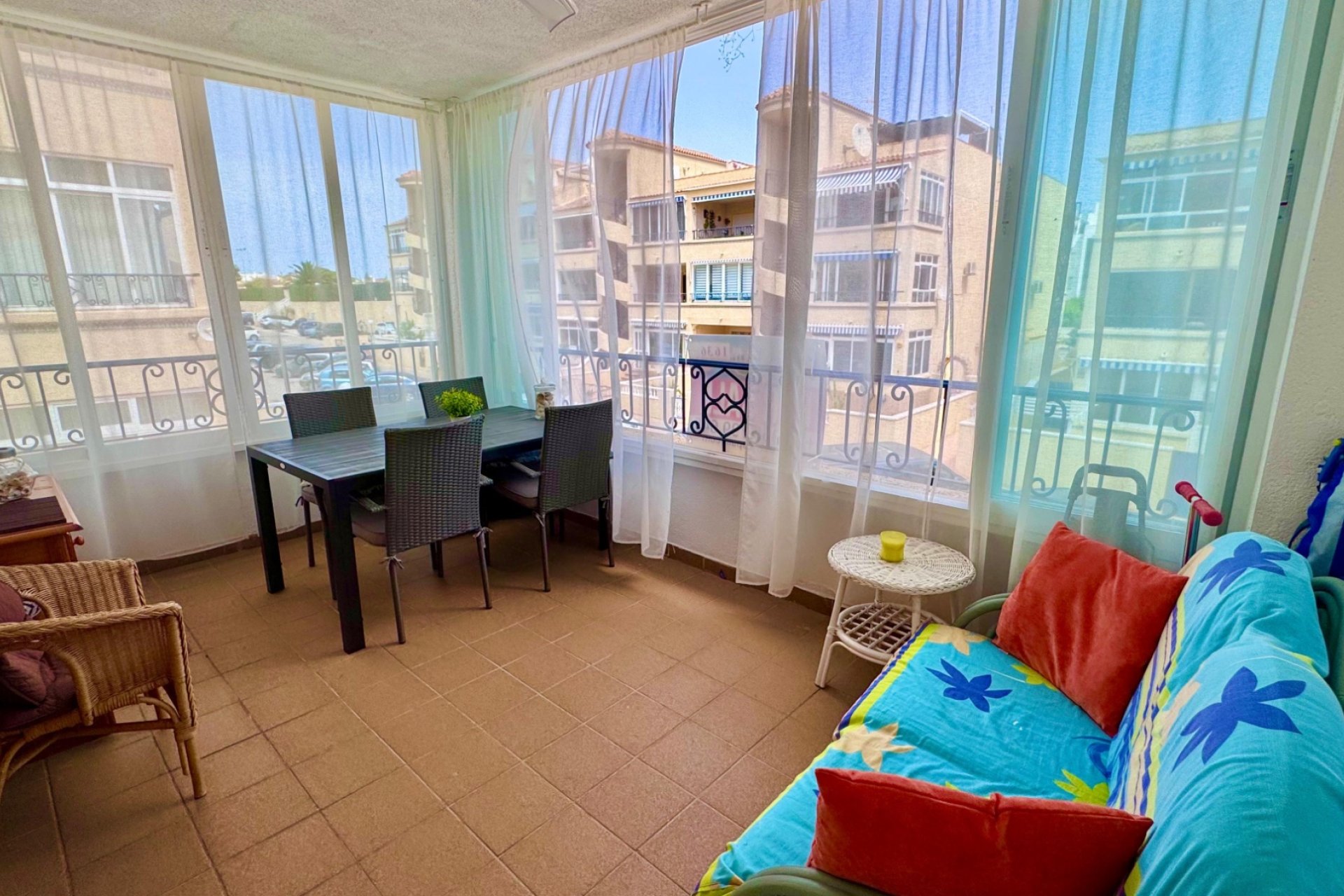 Resale - Apartment / flat - Punta Prima