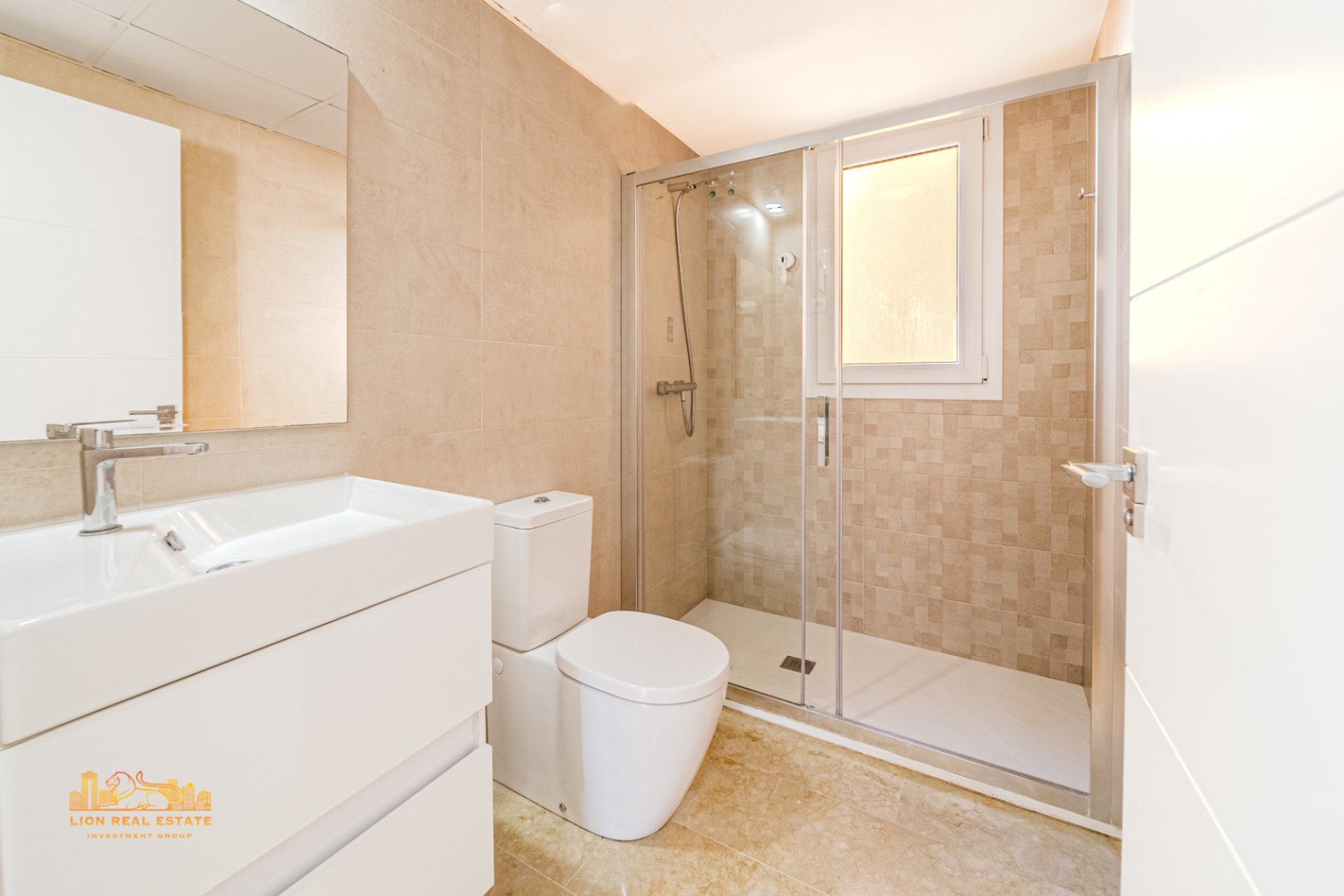 Resale - Apartment / flat - Punta Prima