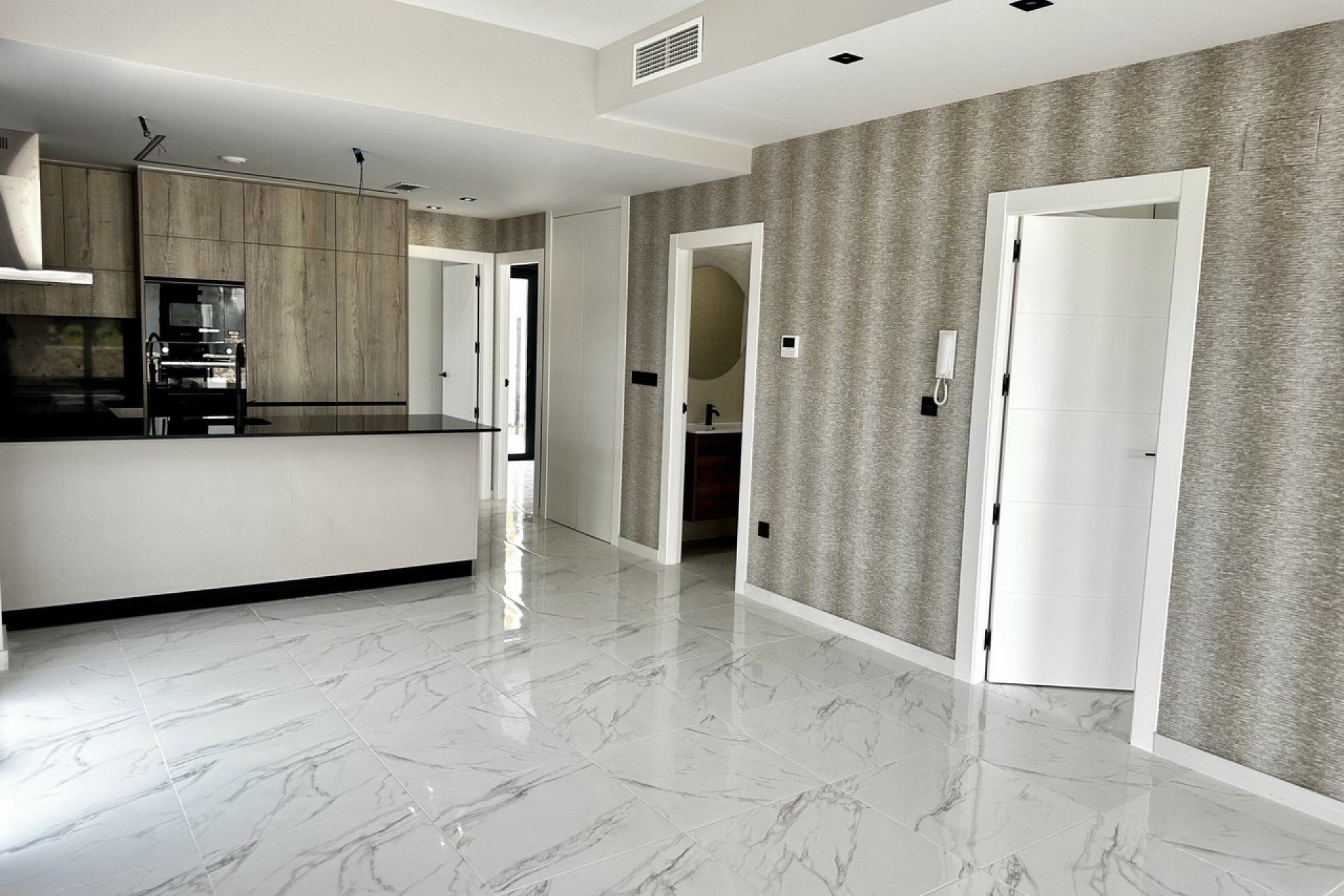 Resale - Apartment / flat - Punta Prima