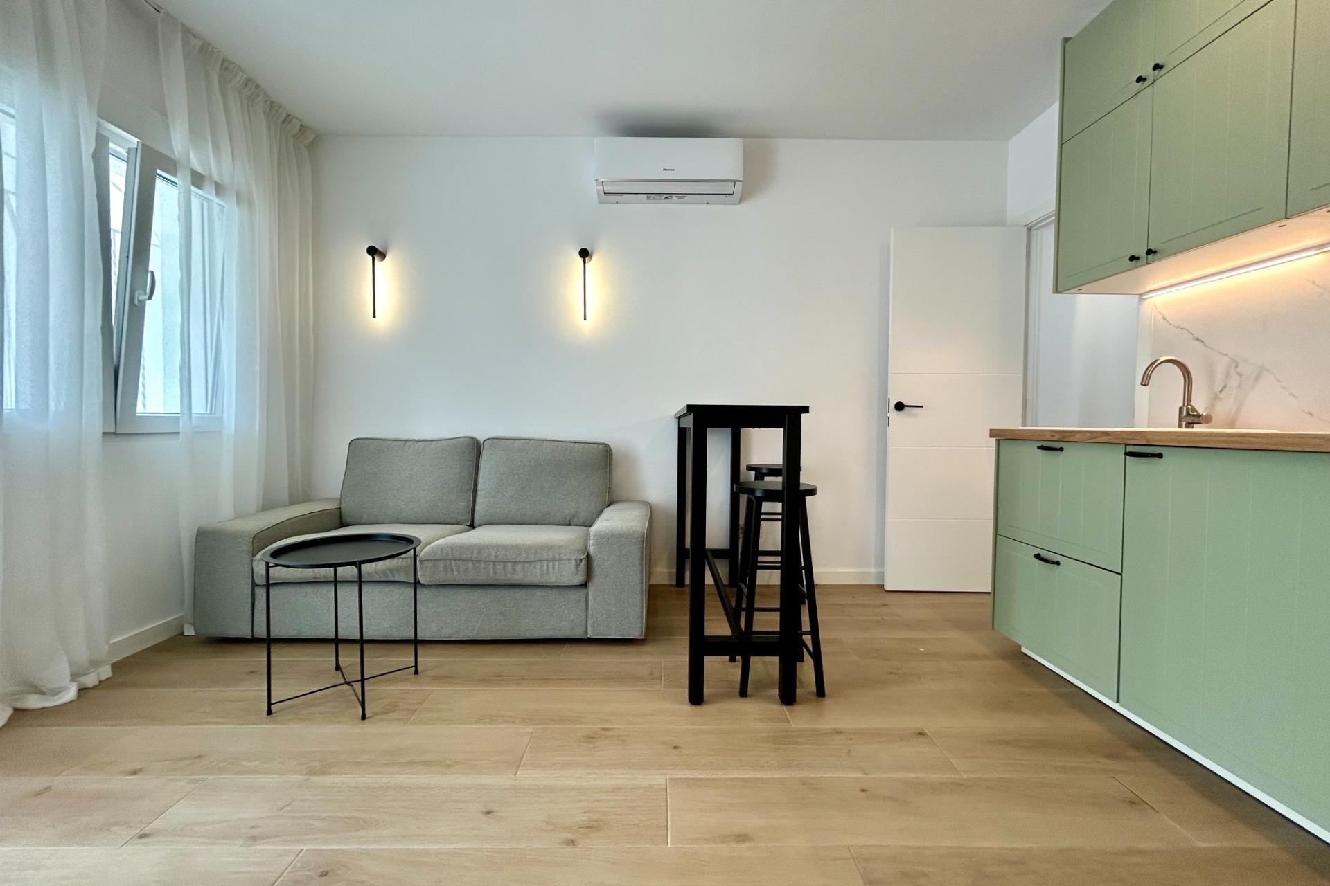 Resale - Apartment / flat - San Miguel de Salinas - Las filipinas