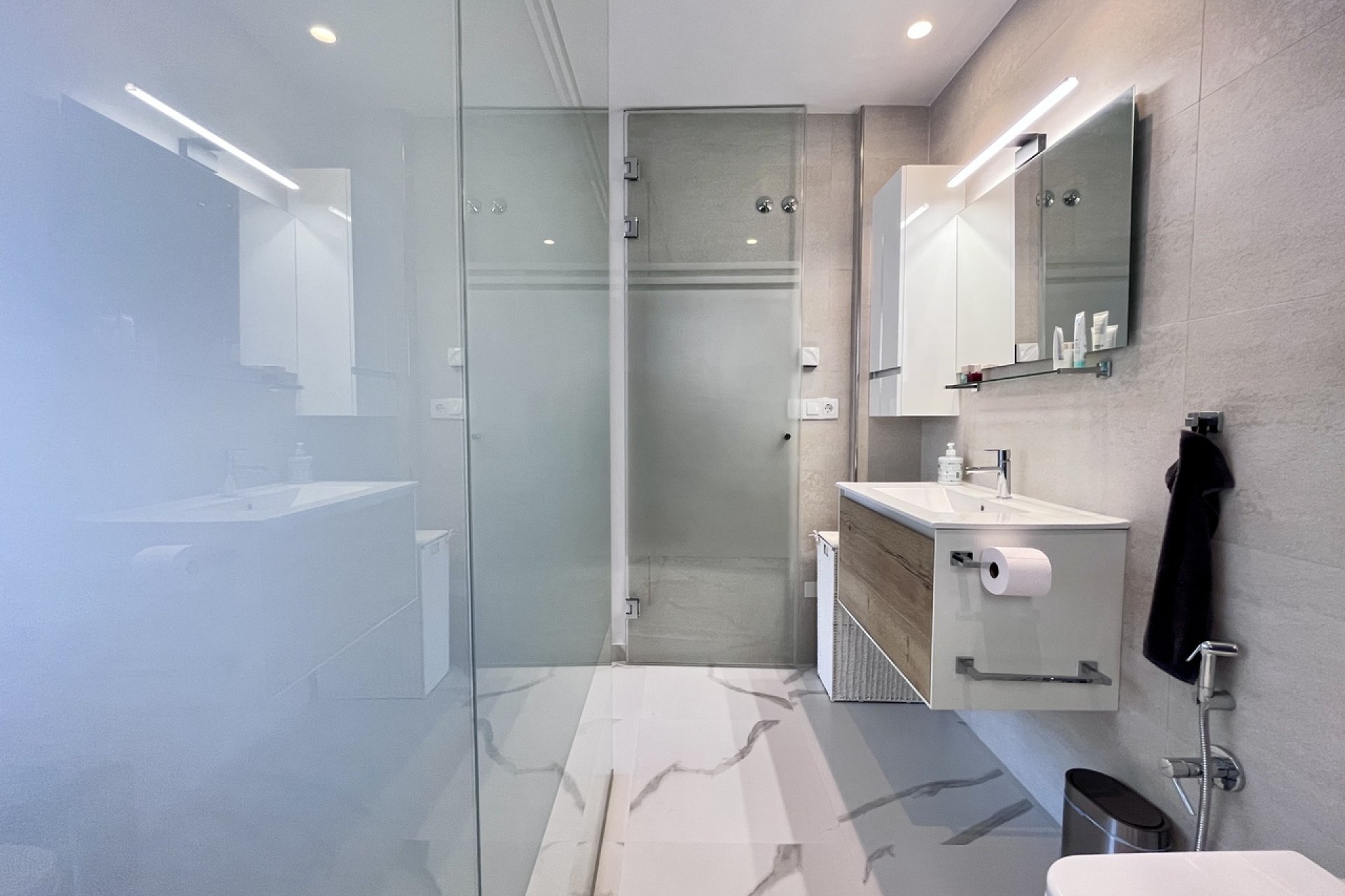 Resale - Apartment / flat - San Miguel de Salinas