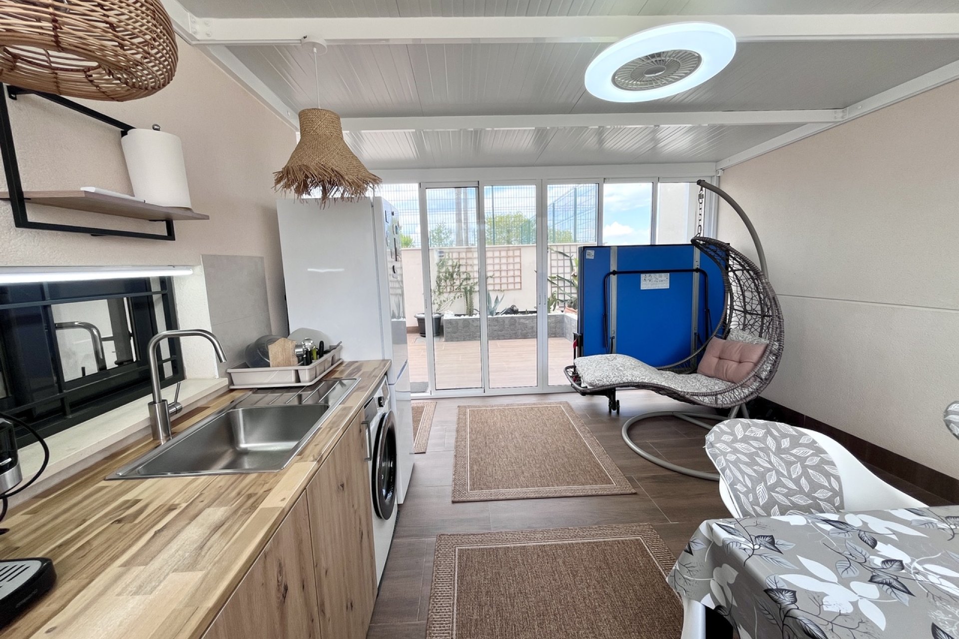 Resale - Apartment / flat - San Miguel de Salinas