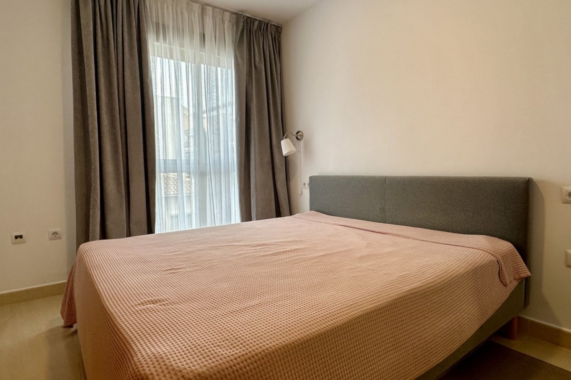 Resale - Apartment / flat - San Miguel de Salinas