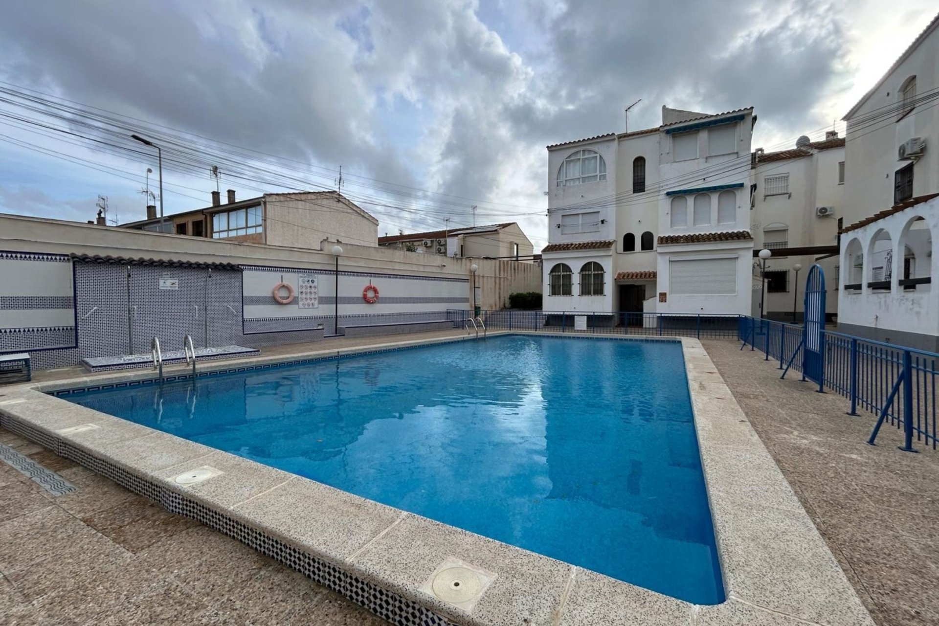 Resale - Apartment / flat - San Miguel de Salinas