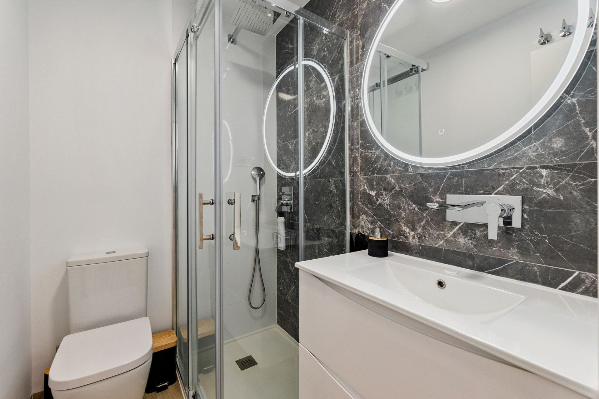 Resale - Apartment / flat - San Miguel de Salinas