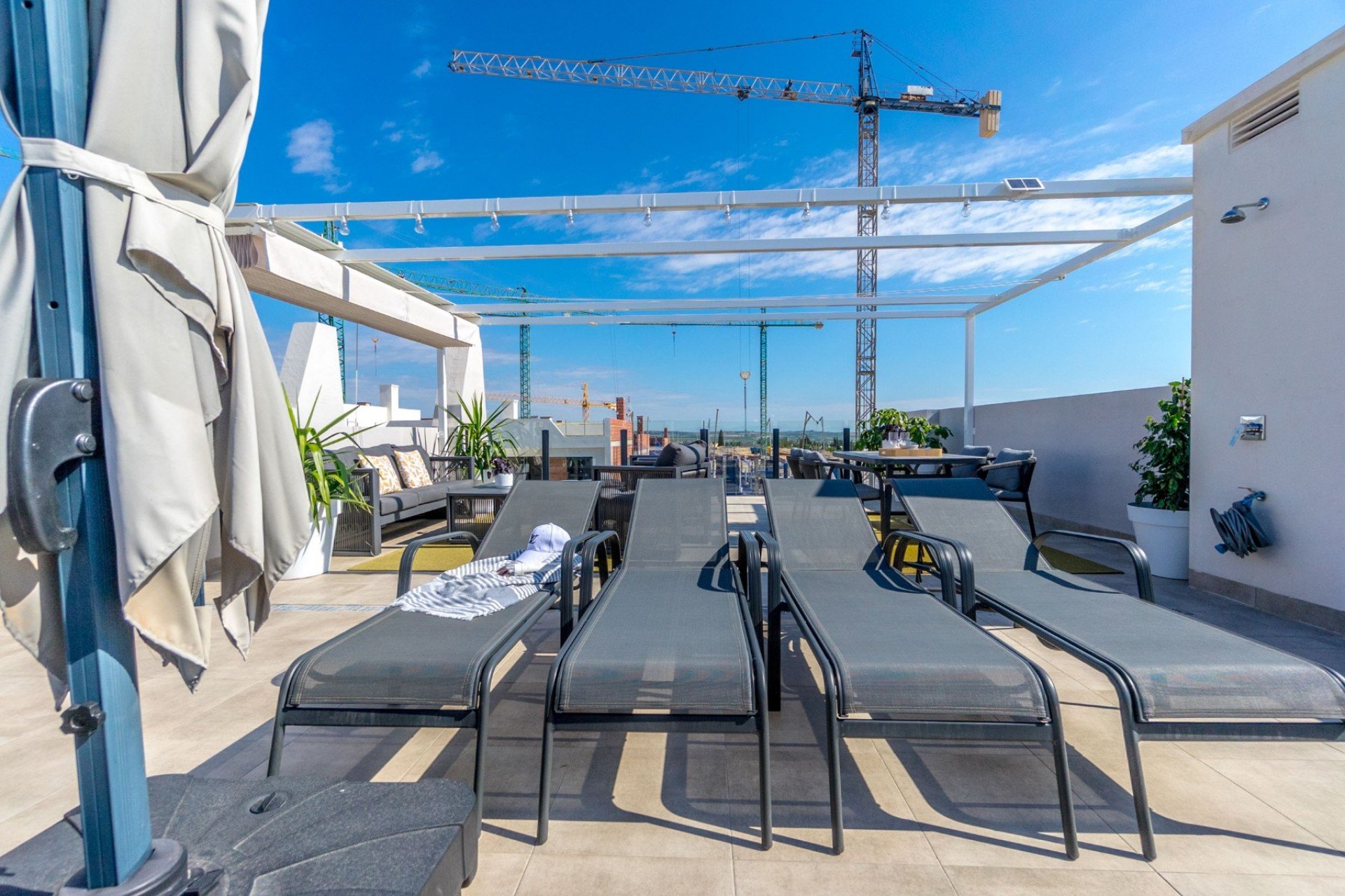 Resale - Apartment / flat - San Miguel de Salinas