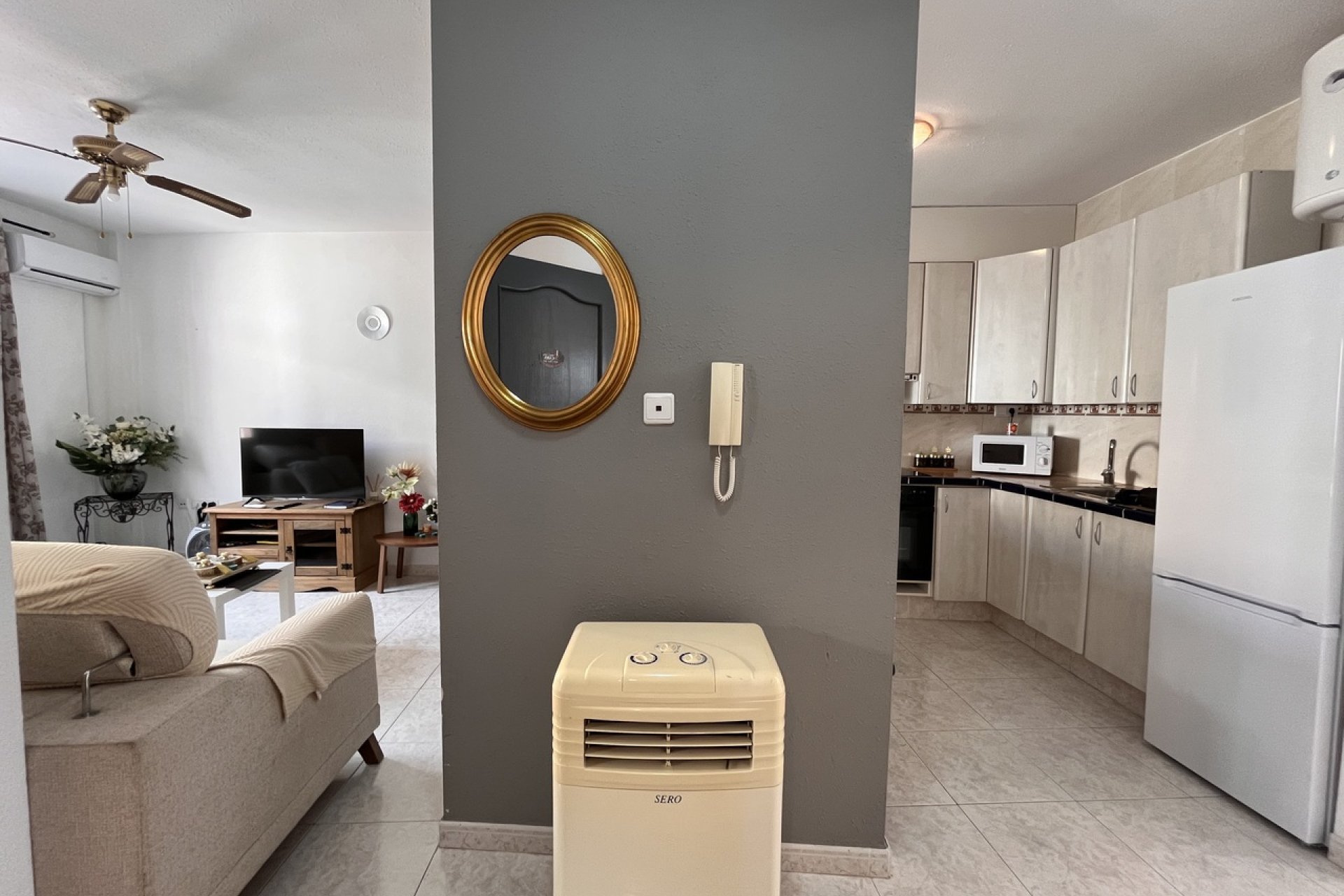 Resale - Apartment / flat - San Miguel de Salinas