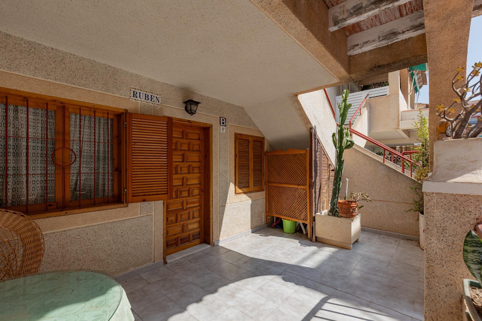 Resale - Apartment / flat - Torrevieja - Acequion