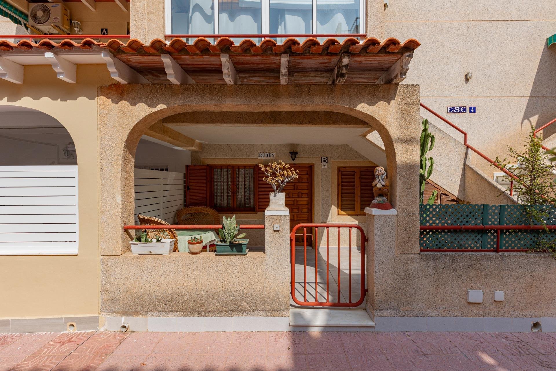 Resale - Apartment / flat - Torrevieja - Acequion
