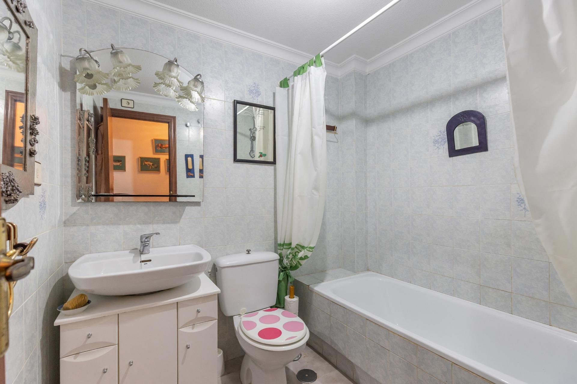 Resale - Apartment / flat - Torrevieja - Acequion